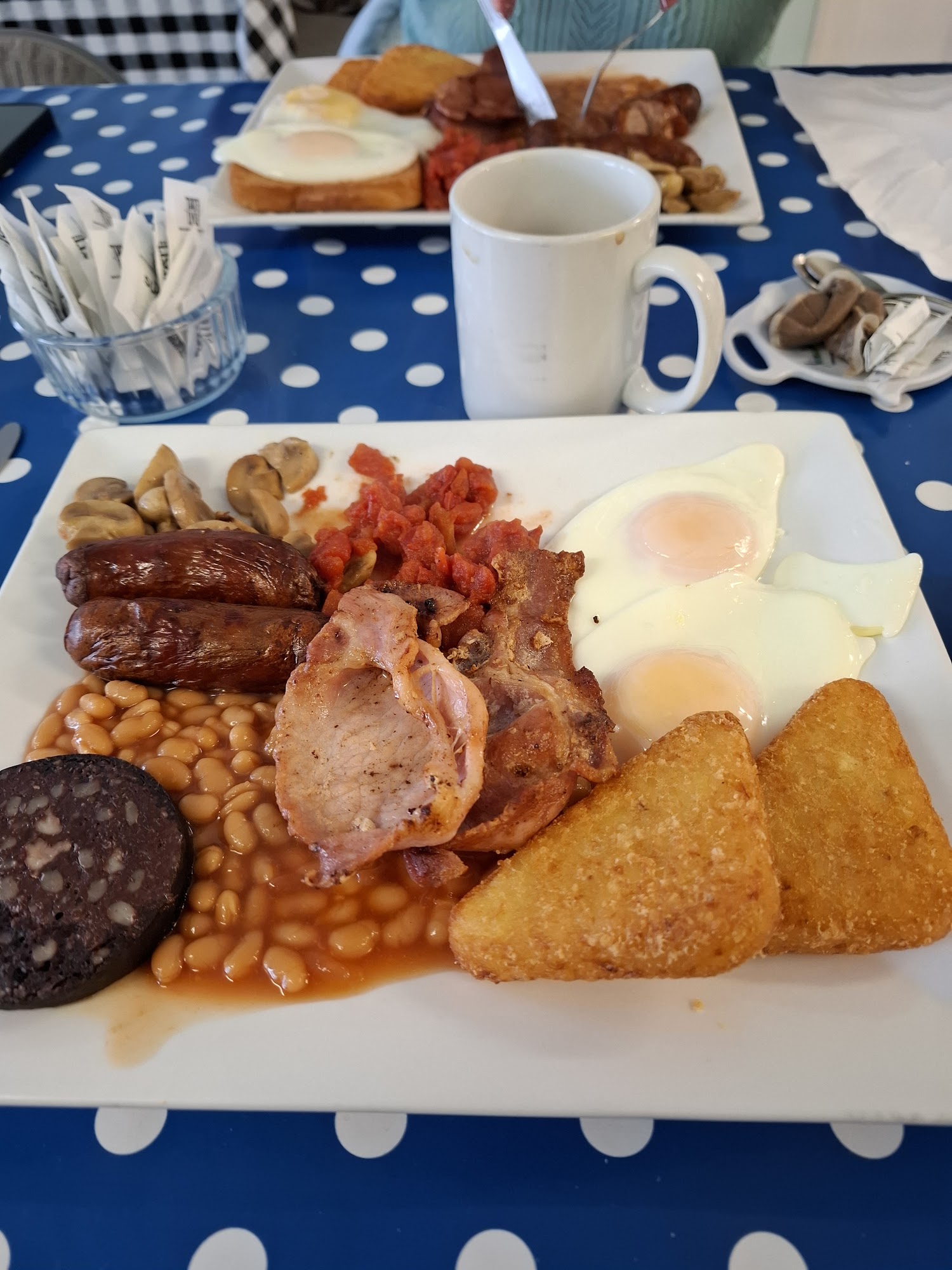 Kikis Café