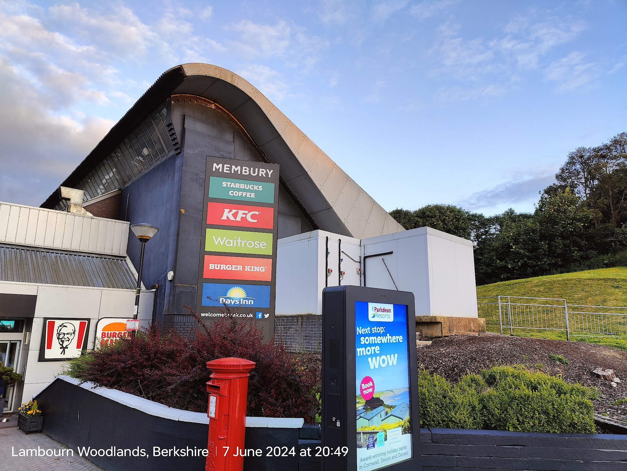 Welcome Break Membury Eastbound Services M4