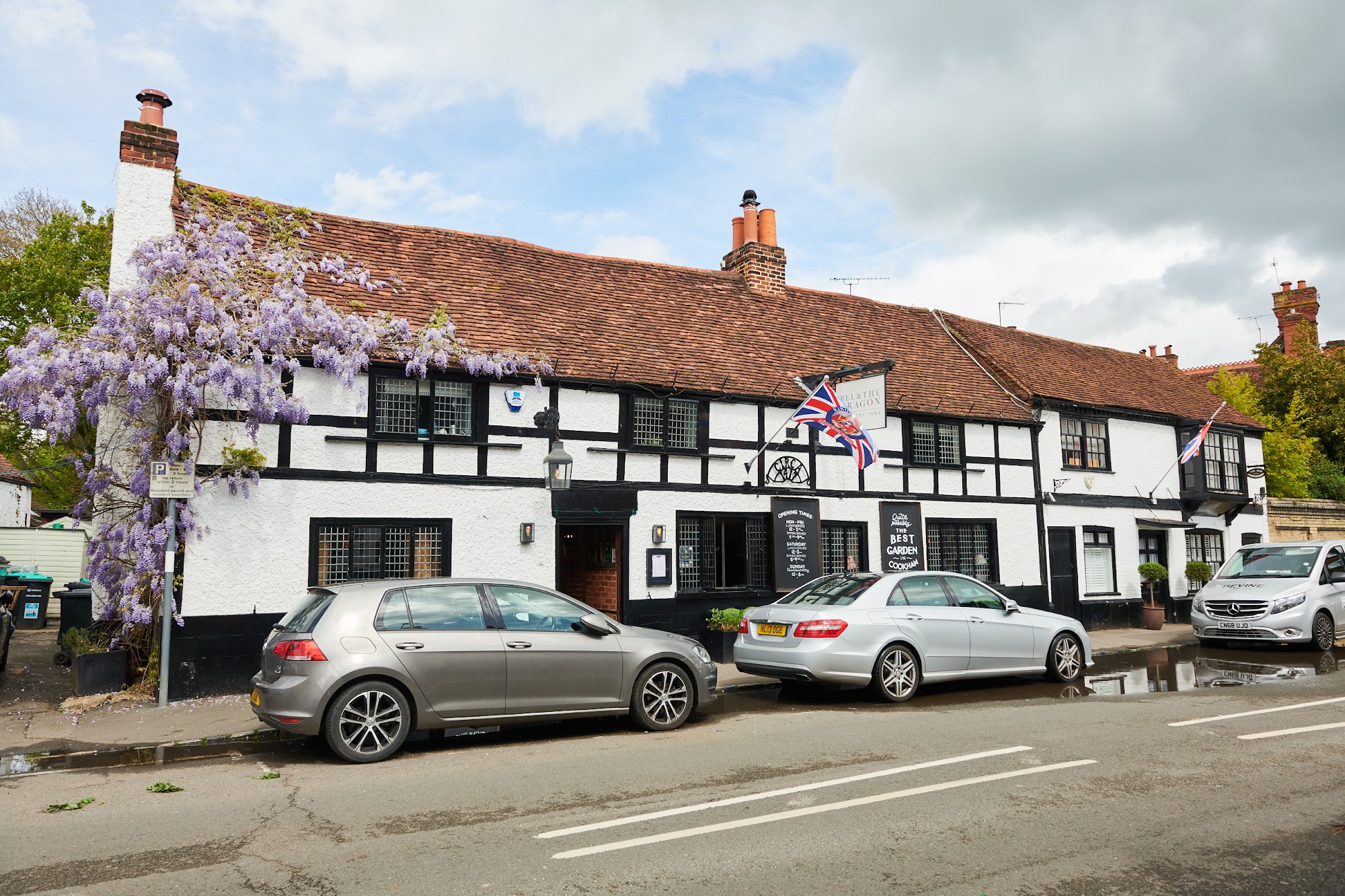 Bel & The Dragon - Cookham