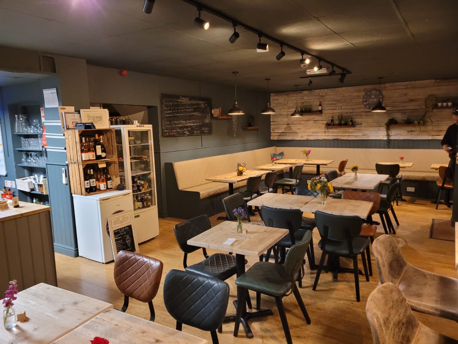 Tilly's Coffee Shop