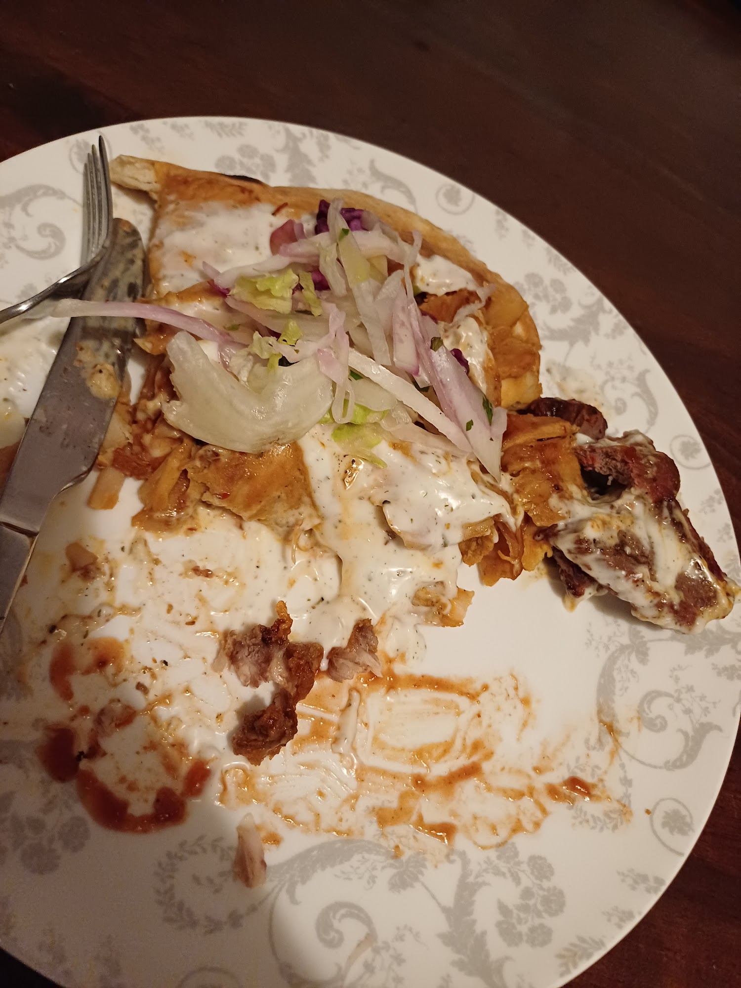 Clowne Charcoal Grill, Pizza & Kebab House