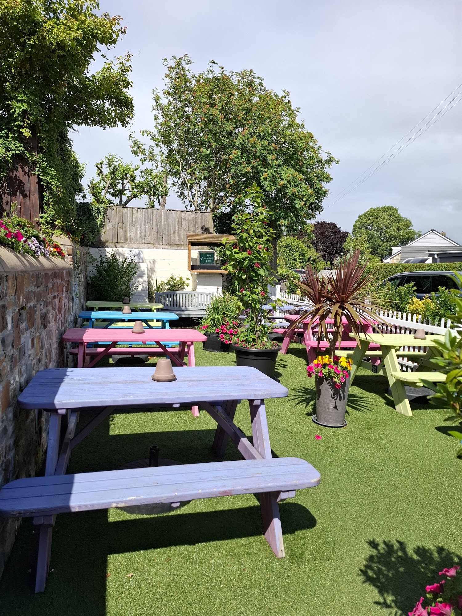The Thatched Inn