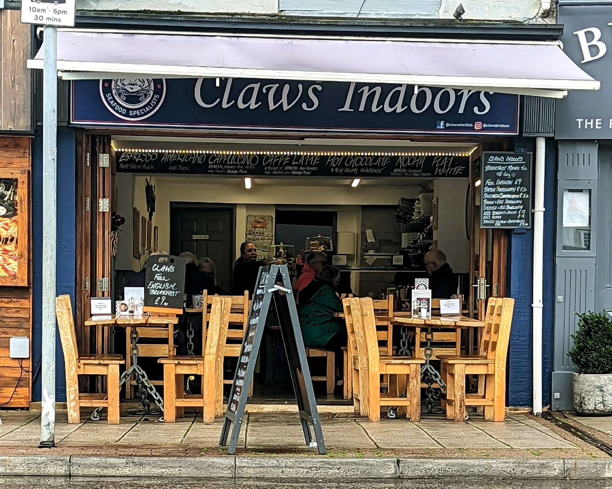 Claws Indoors