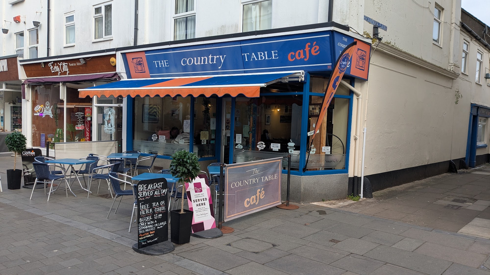 The Country Table Cafe