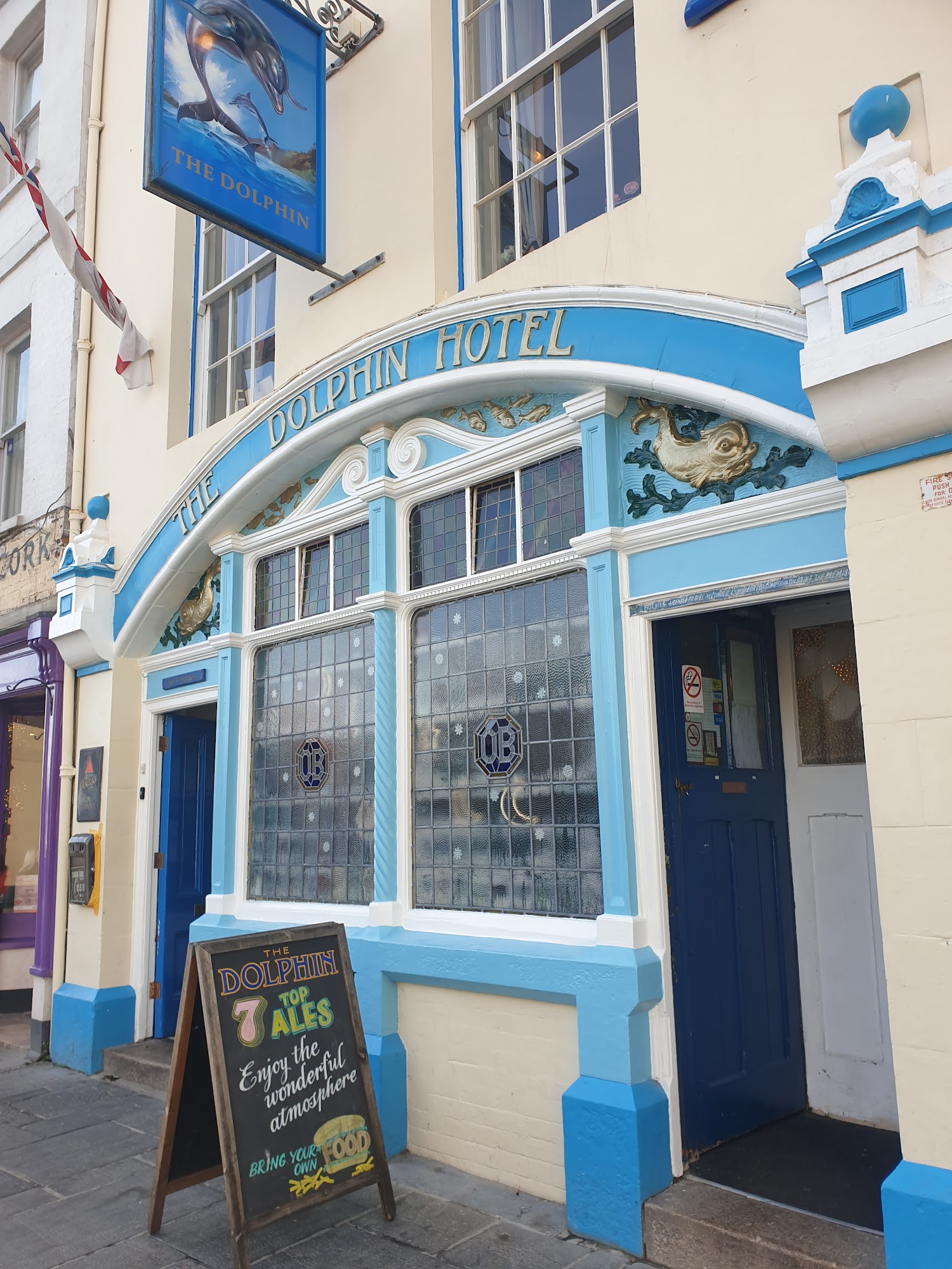 Dolphin Hotel