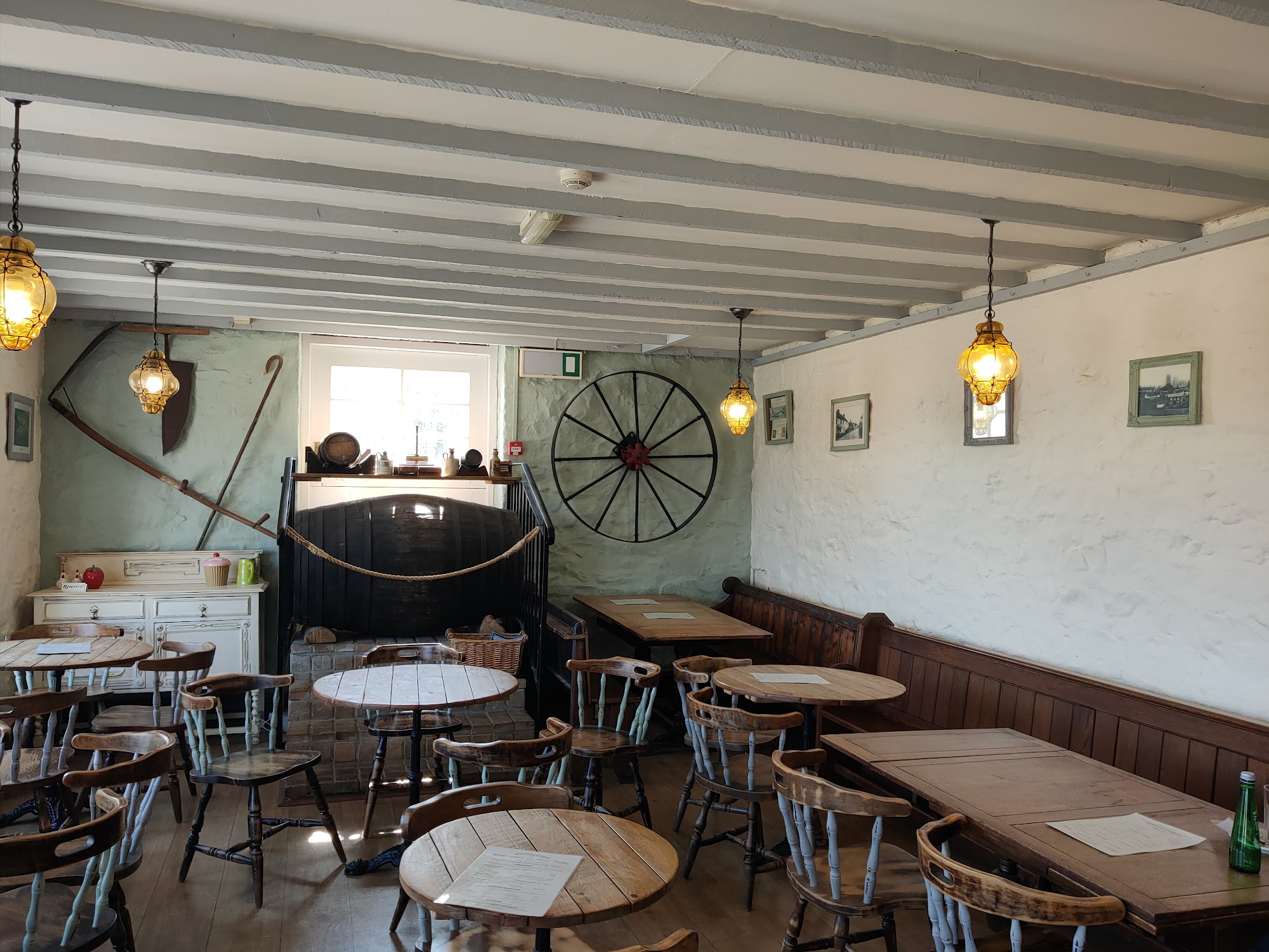 Woodleigh Coach House guest house and cafe
