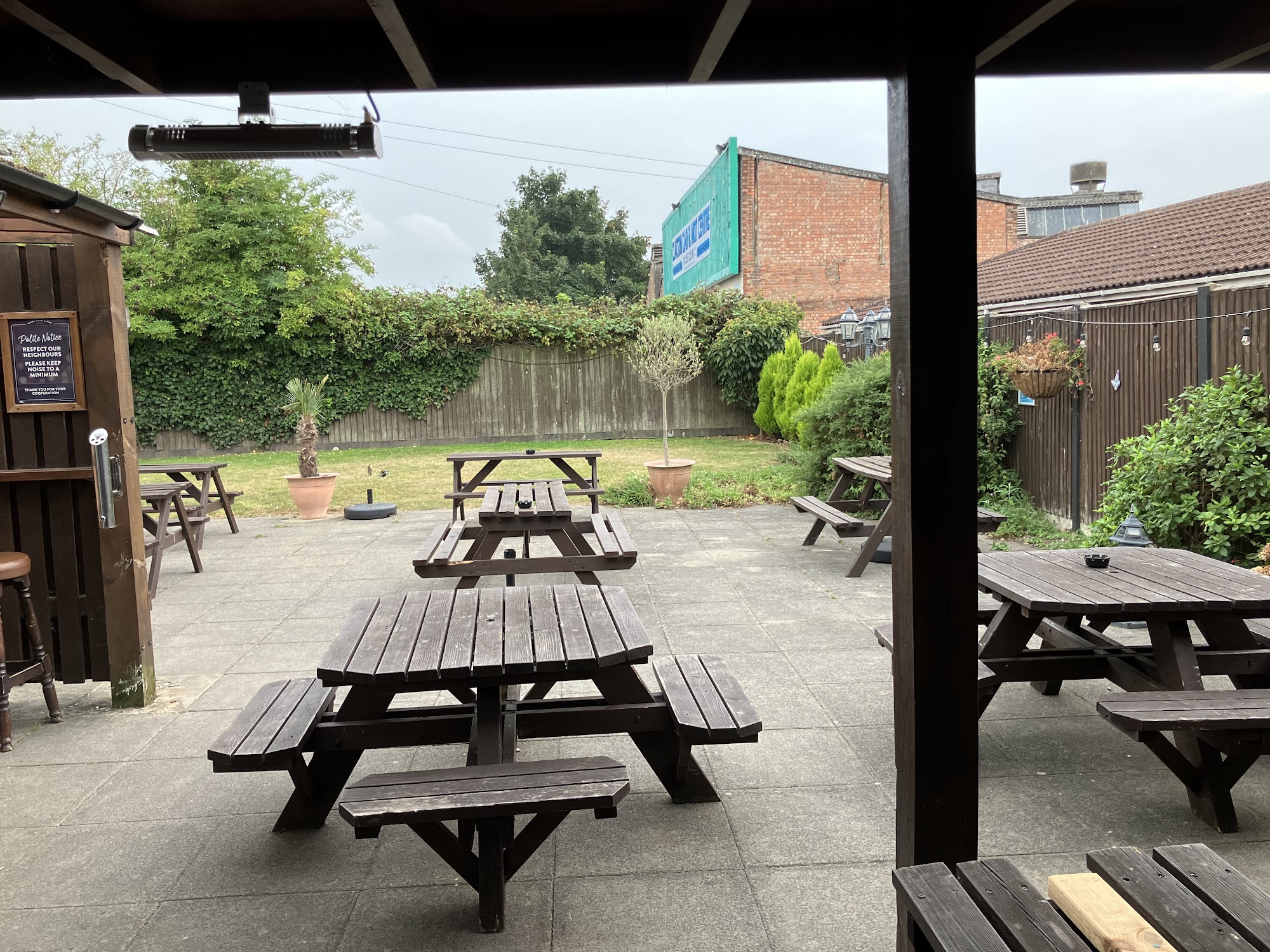 The Queens Arms