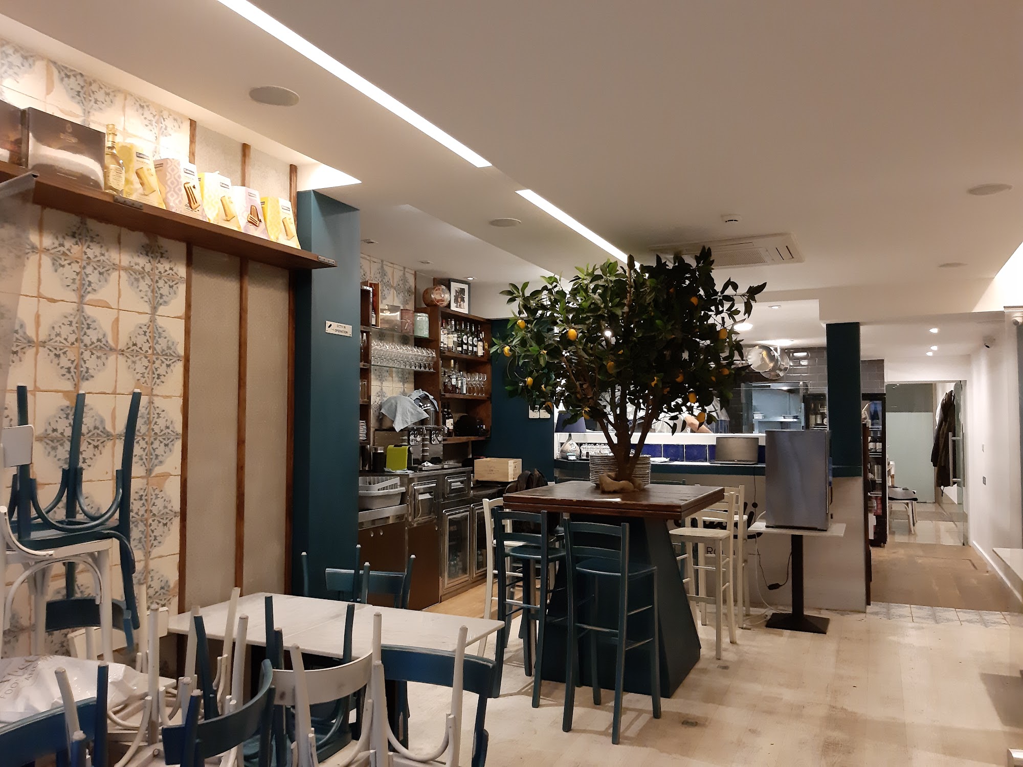 Napoli on the Road Chiswick
