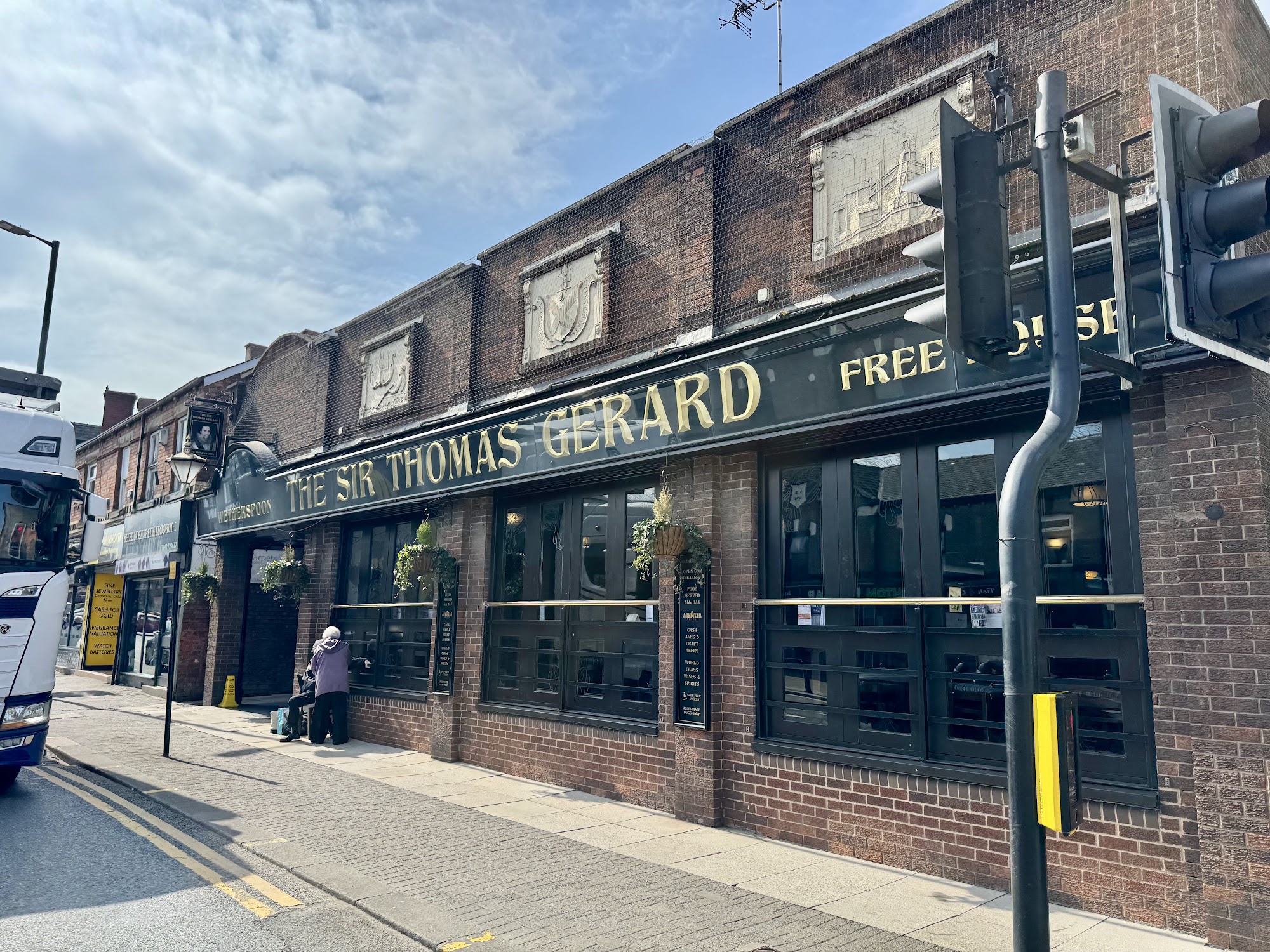 The Sir Thomas Gerard - JD Wetherspoon