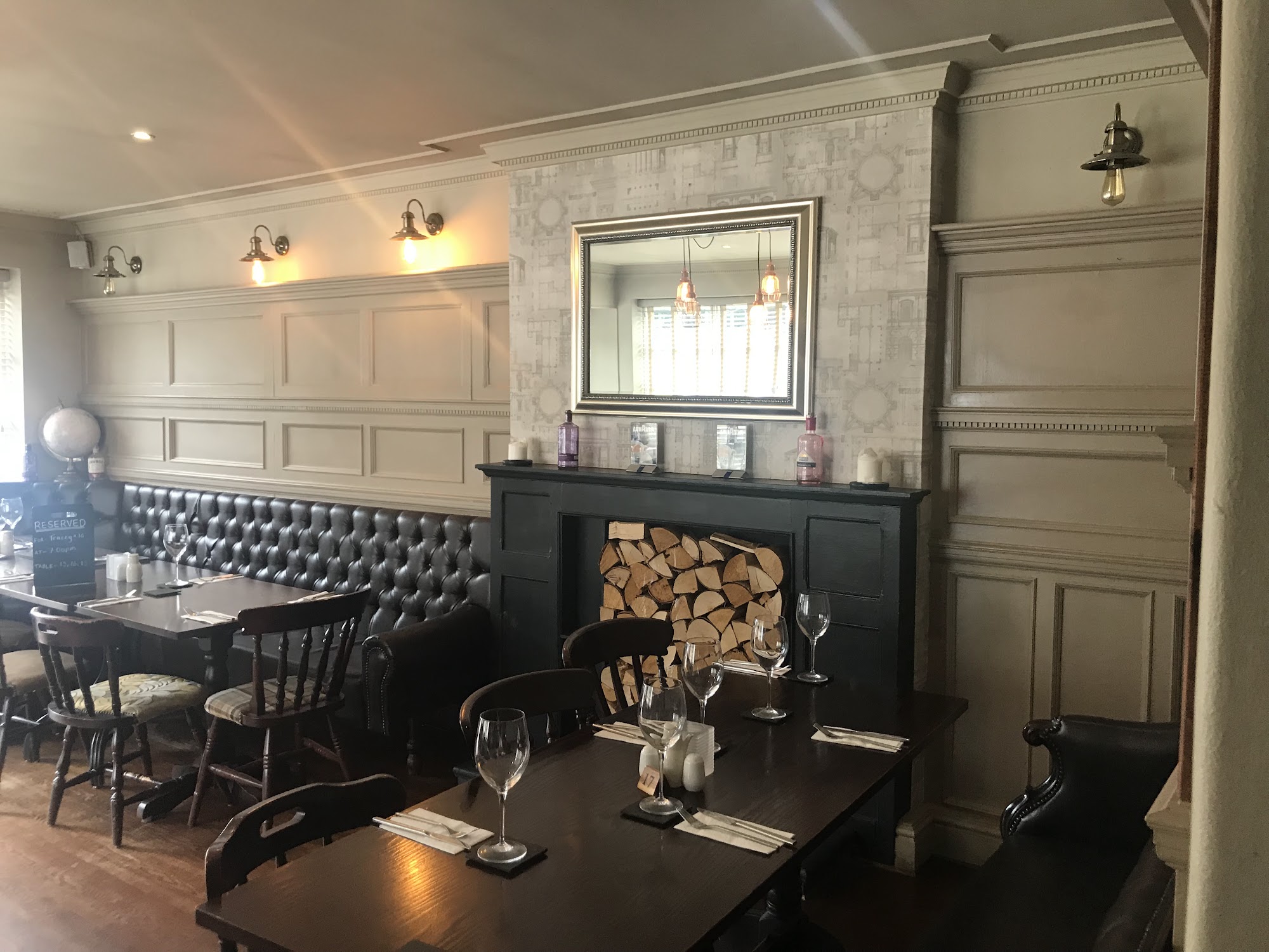 Holts Arms