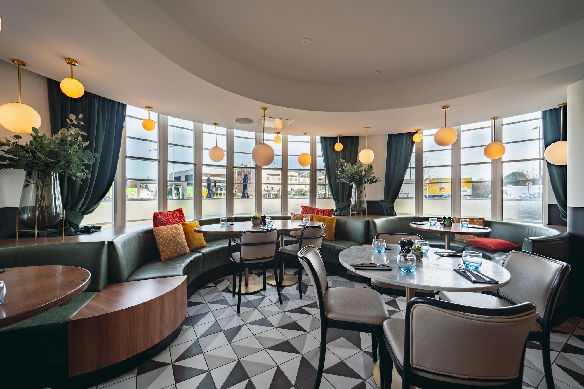Element Bar & Kitchen