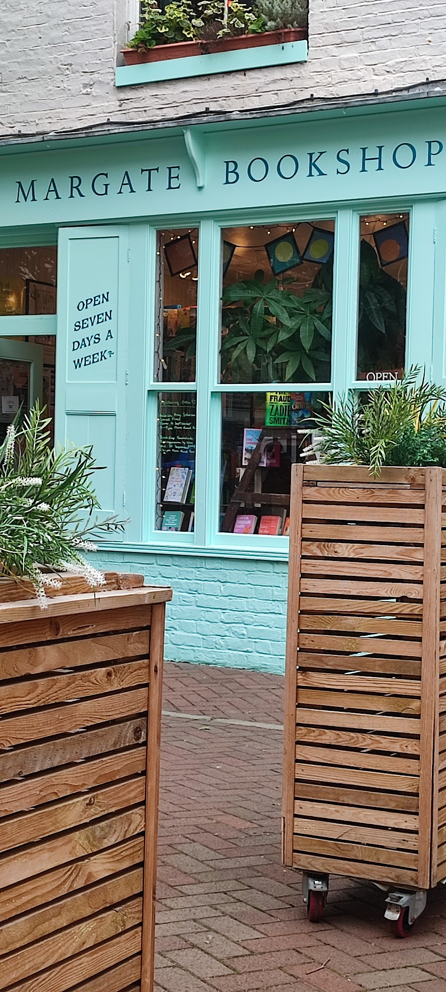 The Greedy Cow Cafe