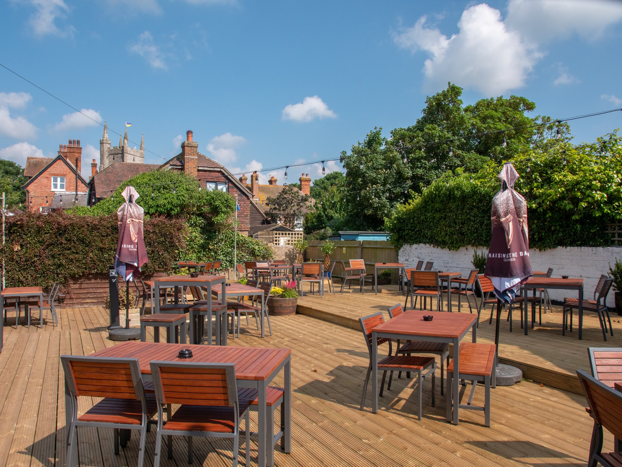 Dolphin Inn