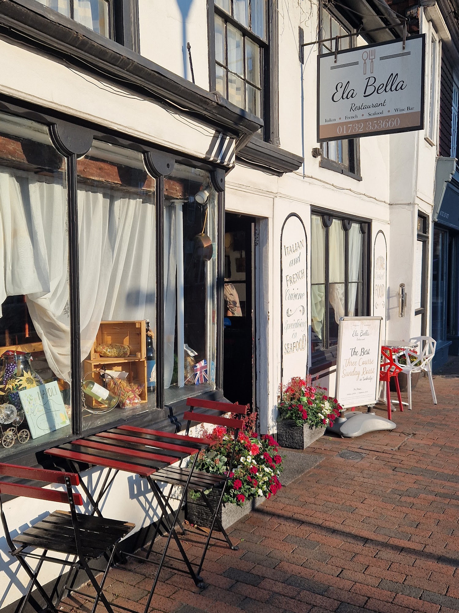 Ela Bella Restaurant