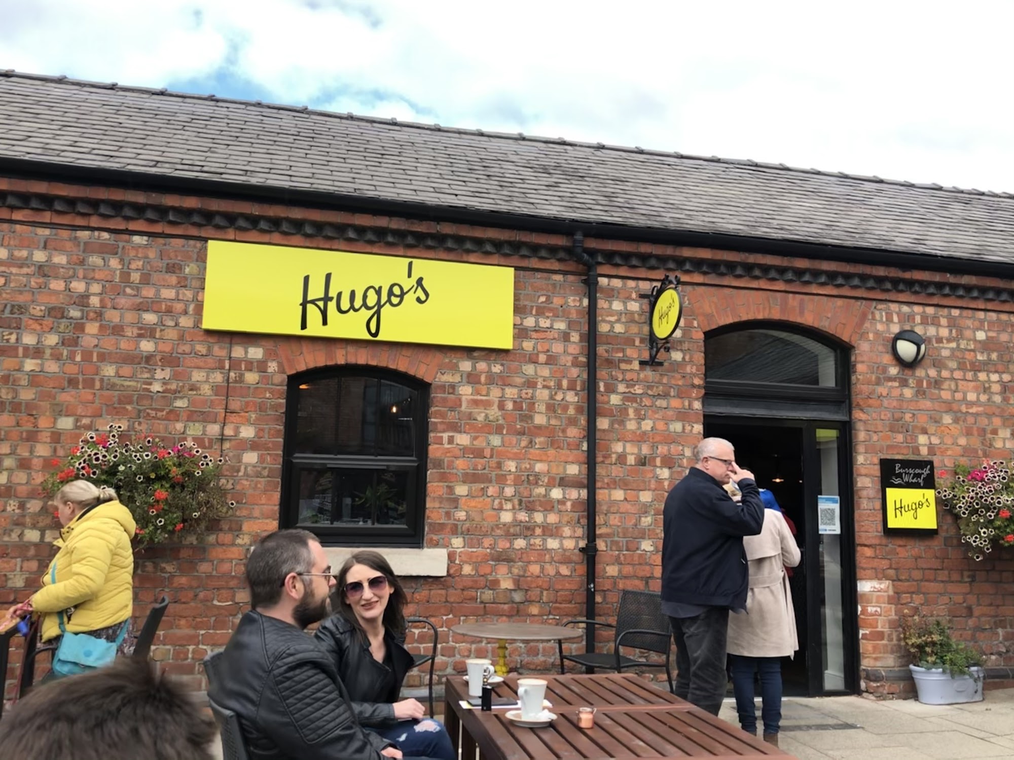 Hugo's Cafe Bar