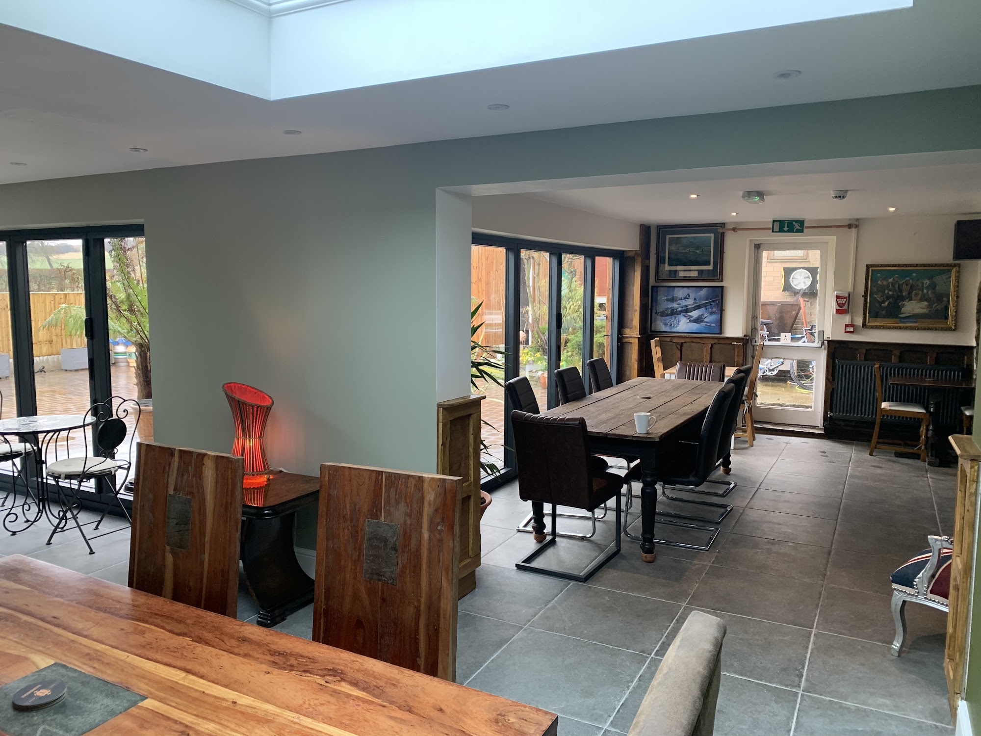Dambusters Inn