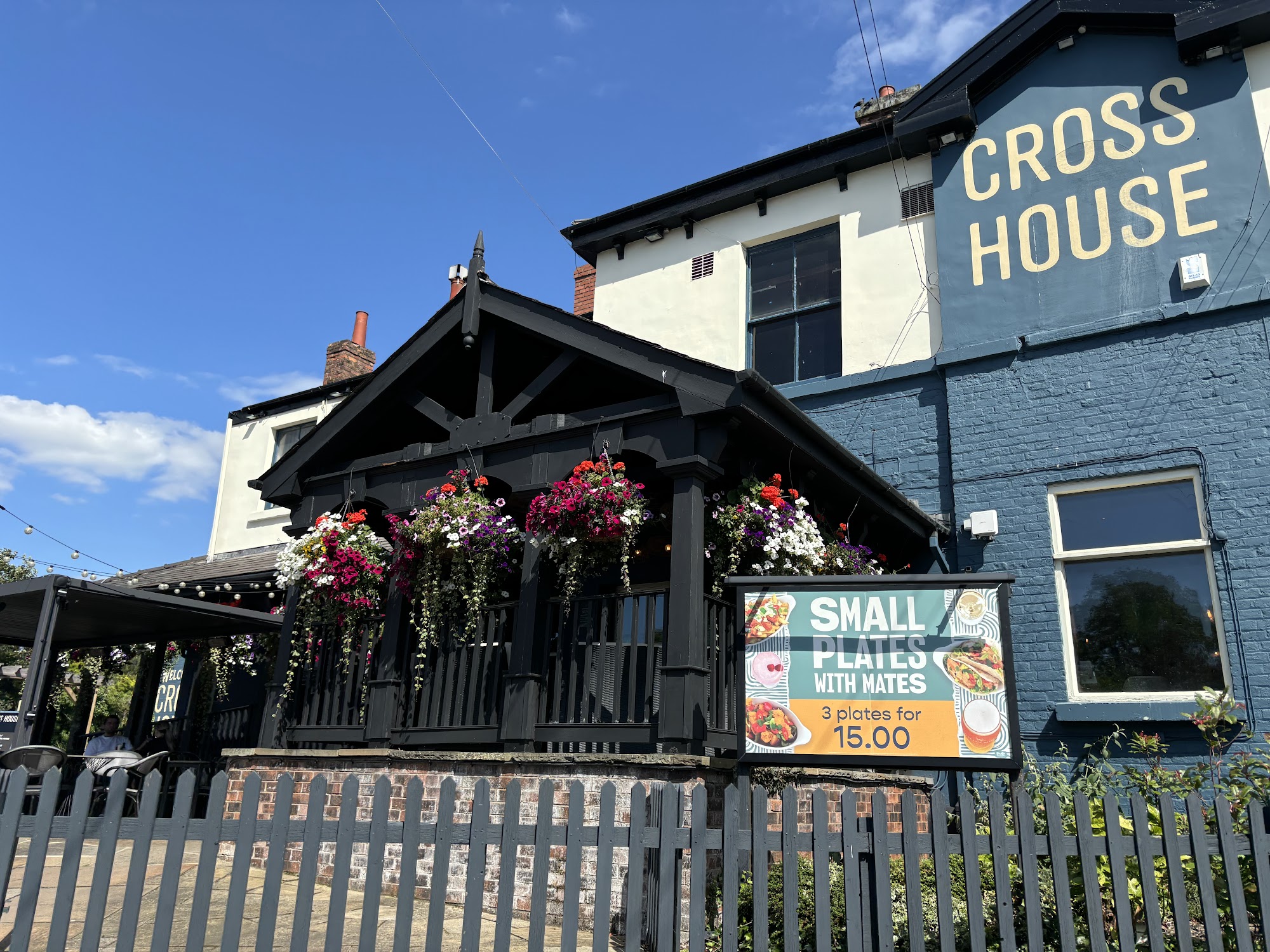 Cross House Inn