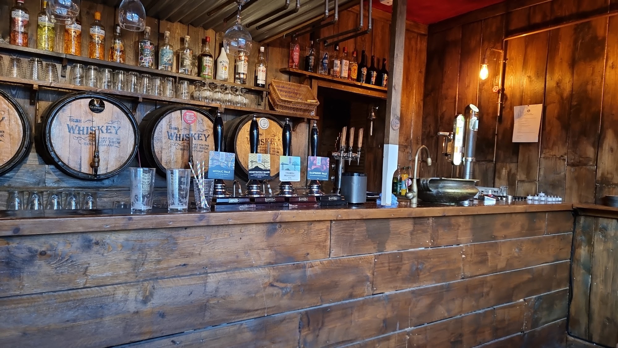 The Smugglers Den - Micro Bar Marske