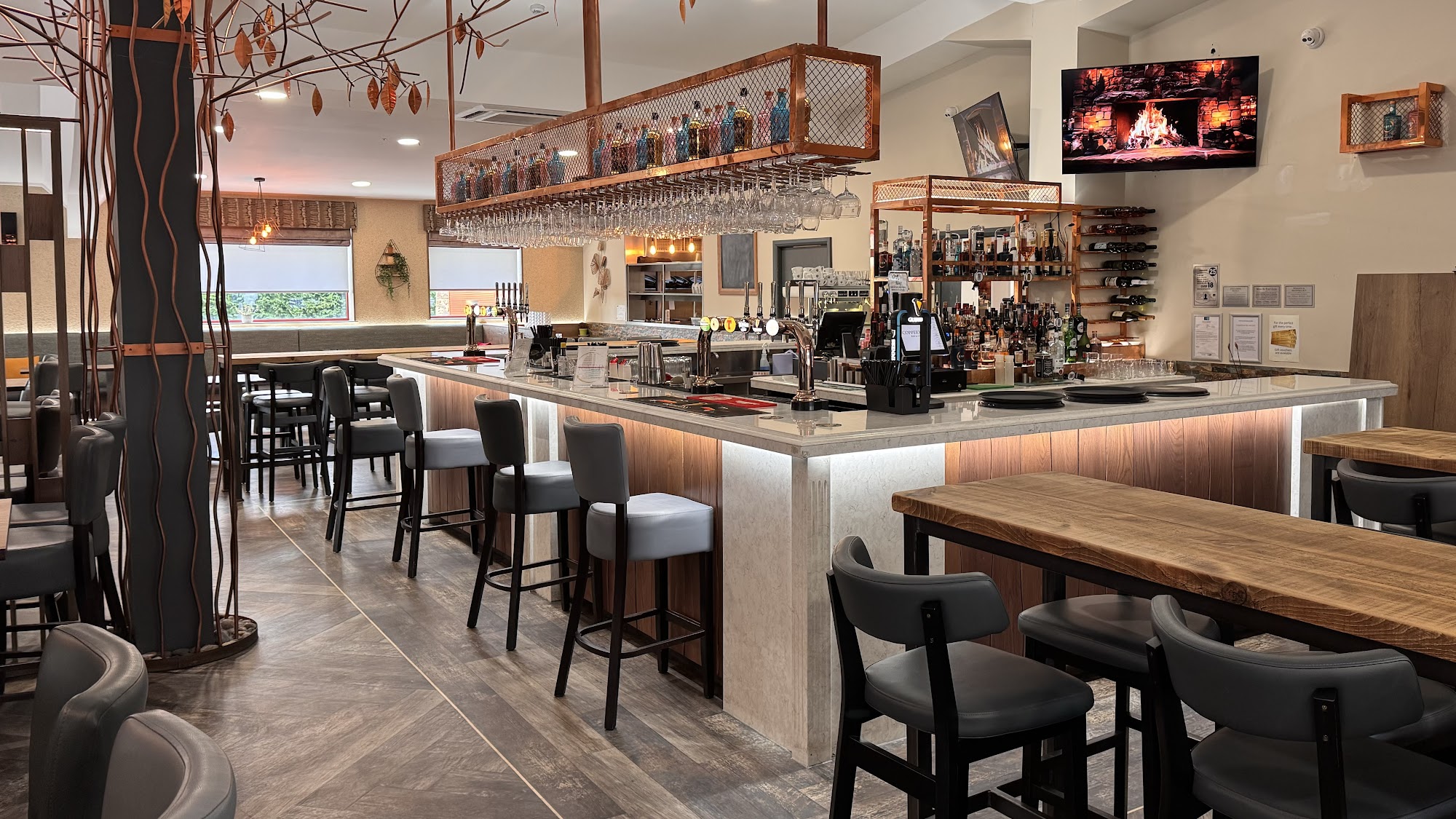 Coppertrees Bar & Grill