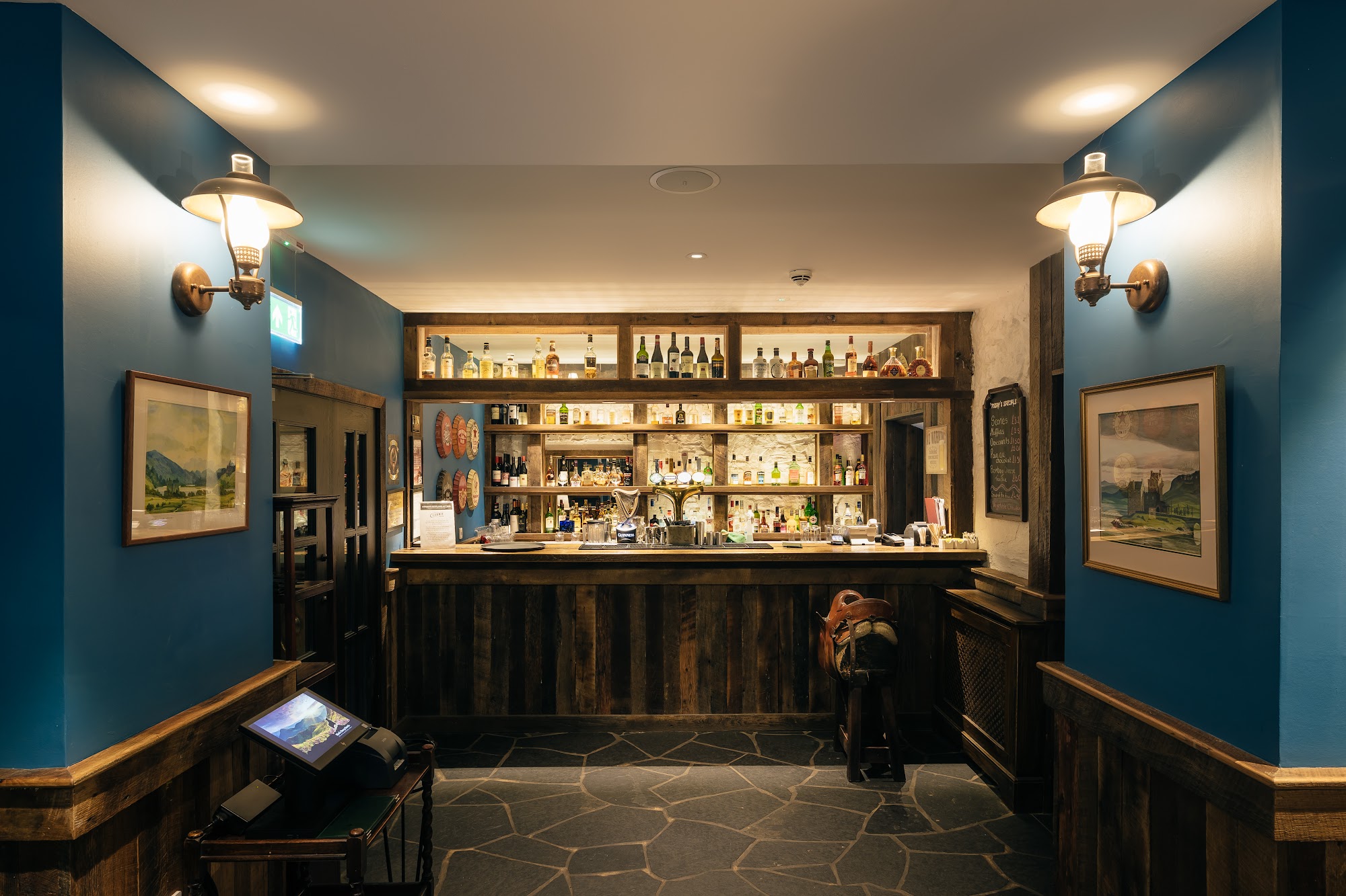 Cluanie Bar & Kitchen