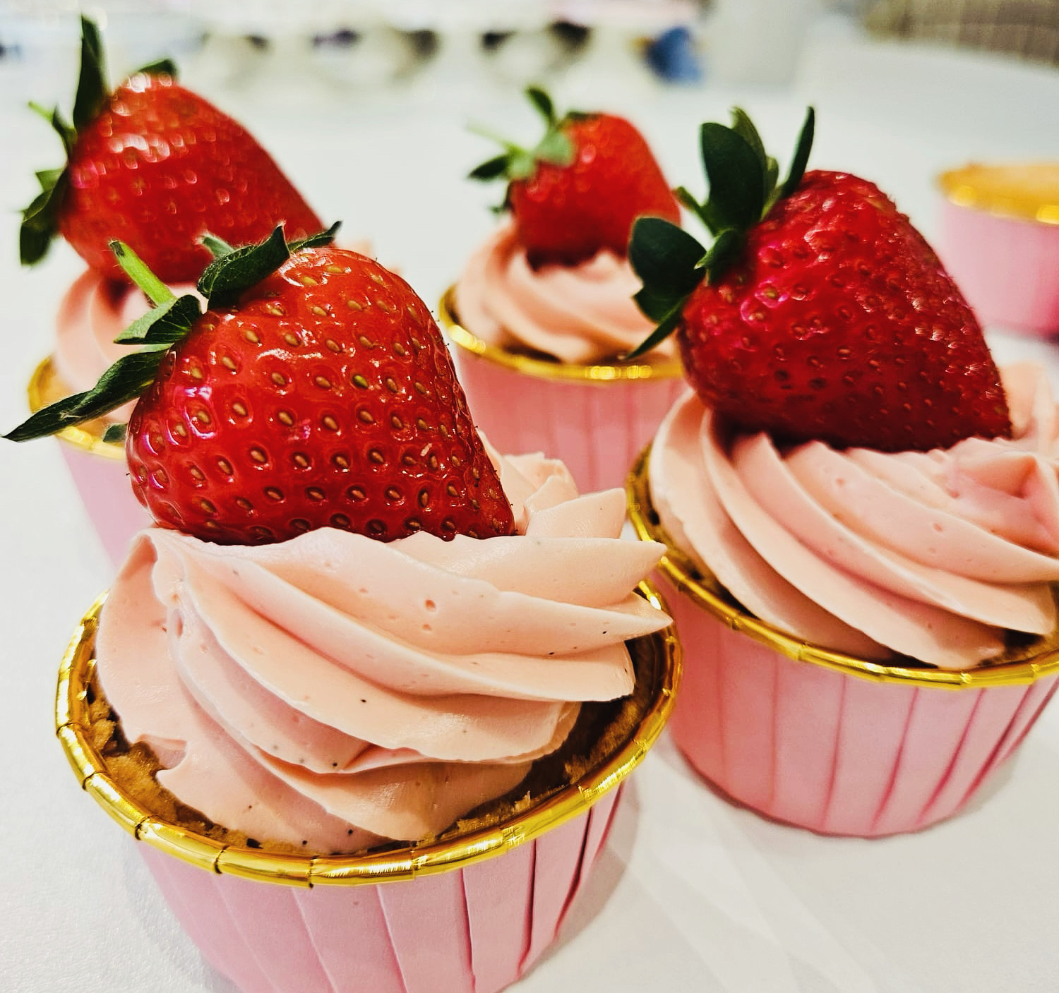 Love Laura Lane Cakes & Coffee