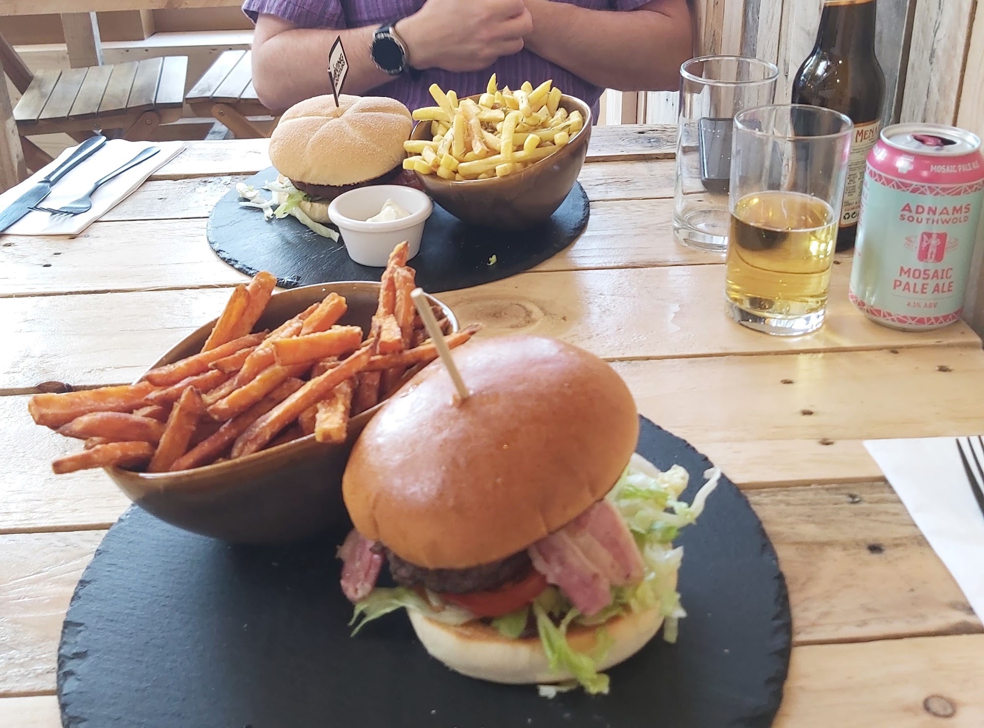 Burger Amour - Restaurant Quality Food At Home
