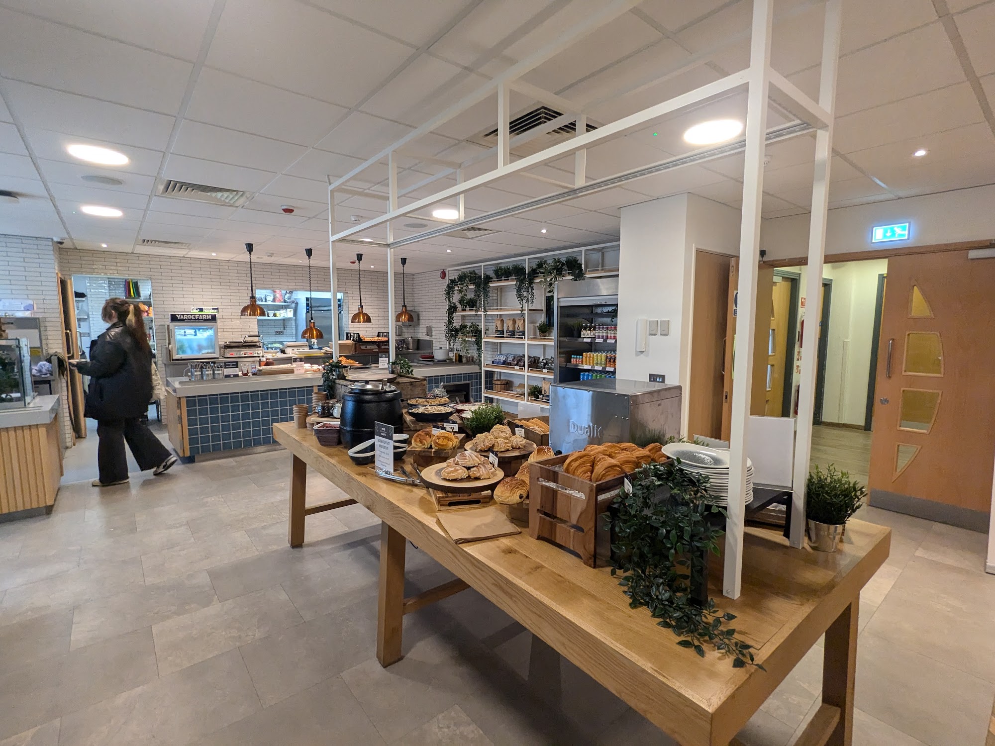 Hub on the Park café