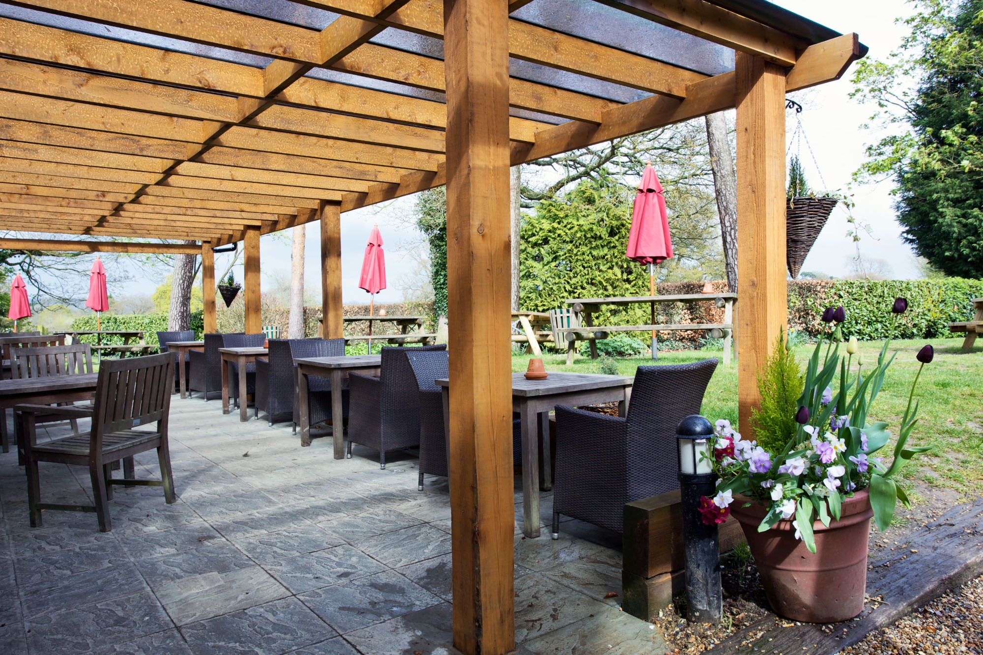 The Bell, Outwood