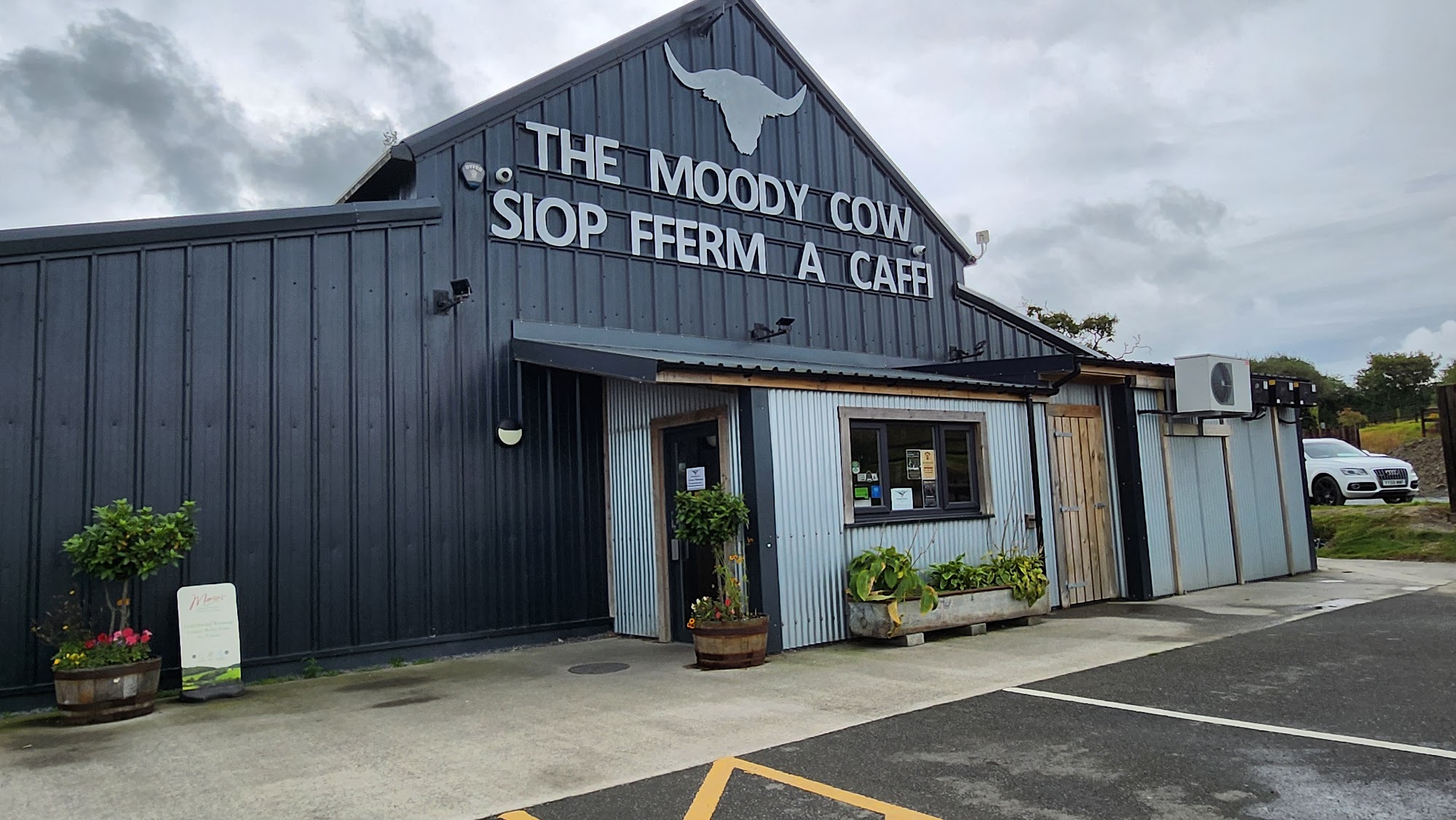 The Moody Cow Farm Shop & Welsh Bistro