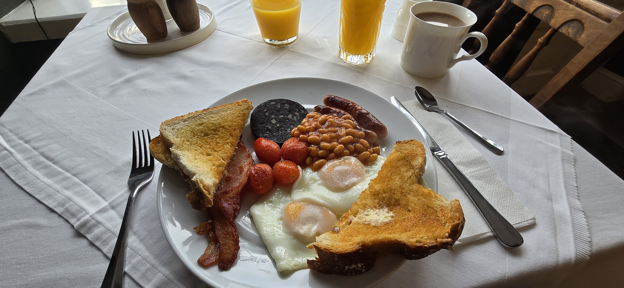 Tom's of Tregaron