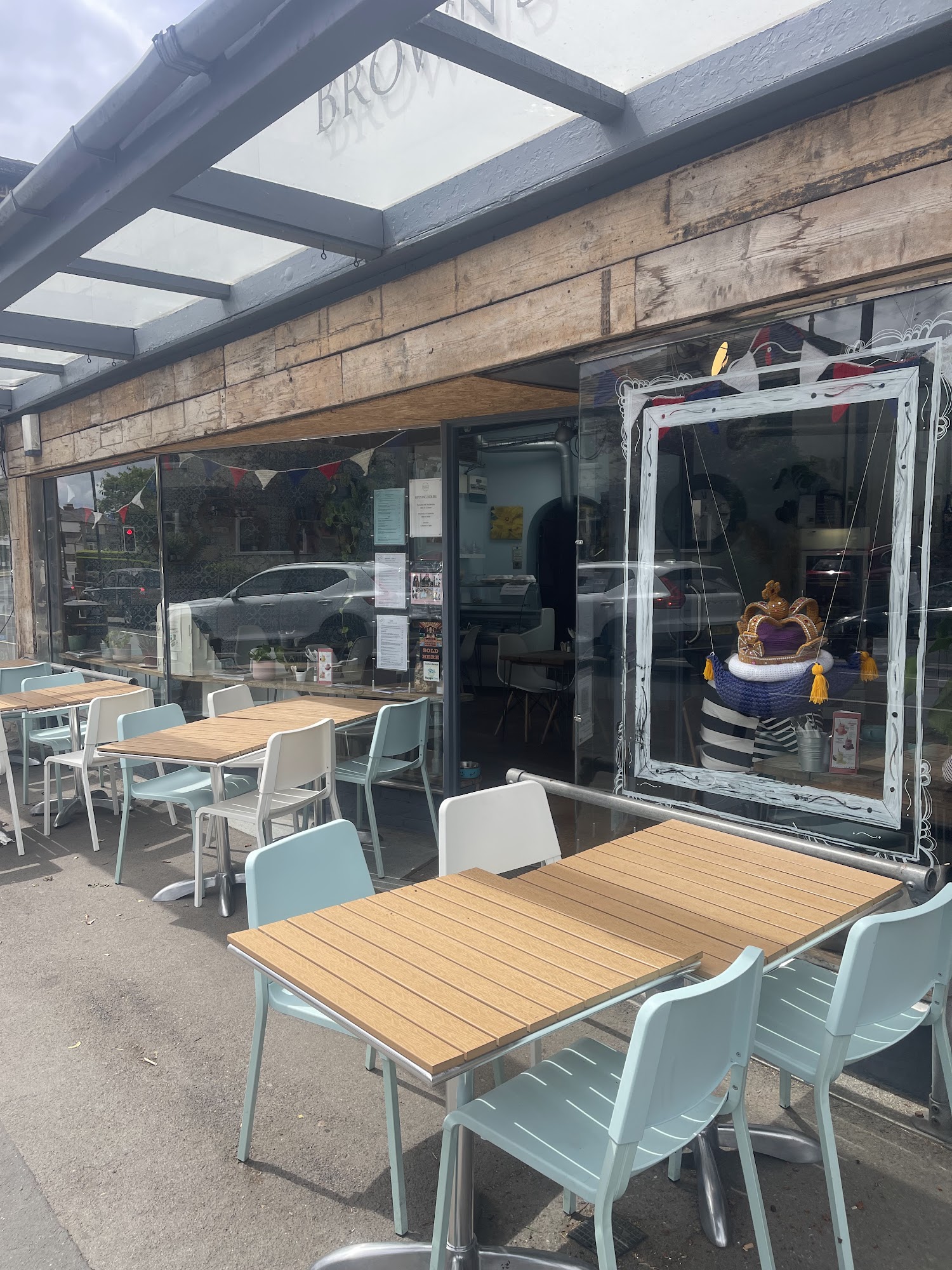 Brown's Greens Vegetarian Cafe Ltd
