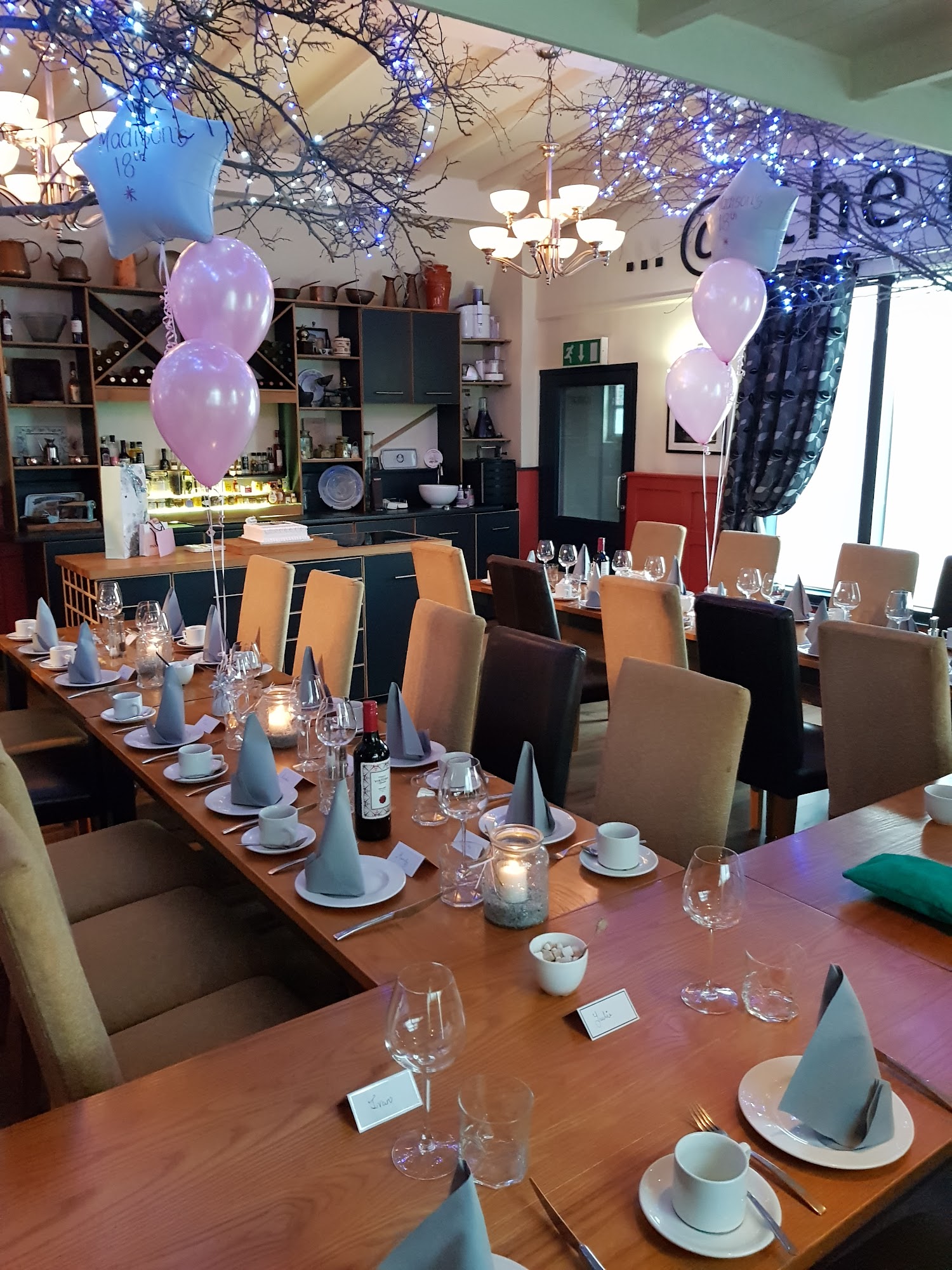 feli's bar and restaurant (fusion brasserie)