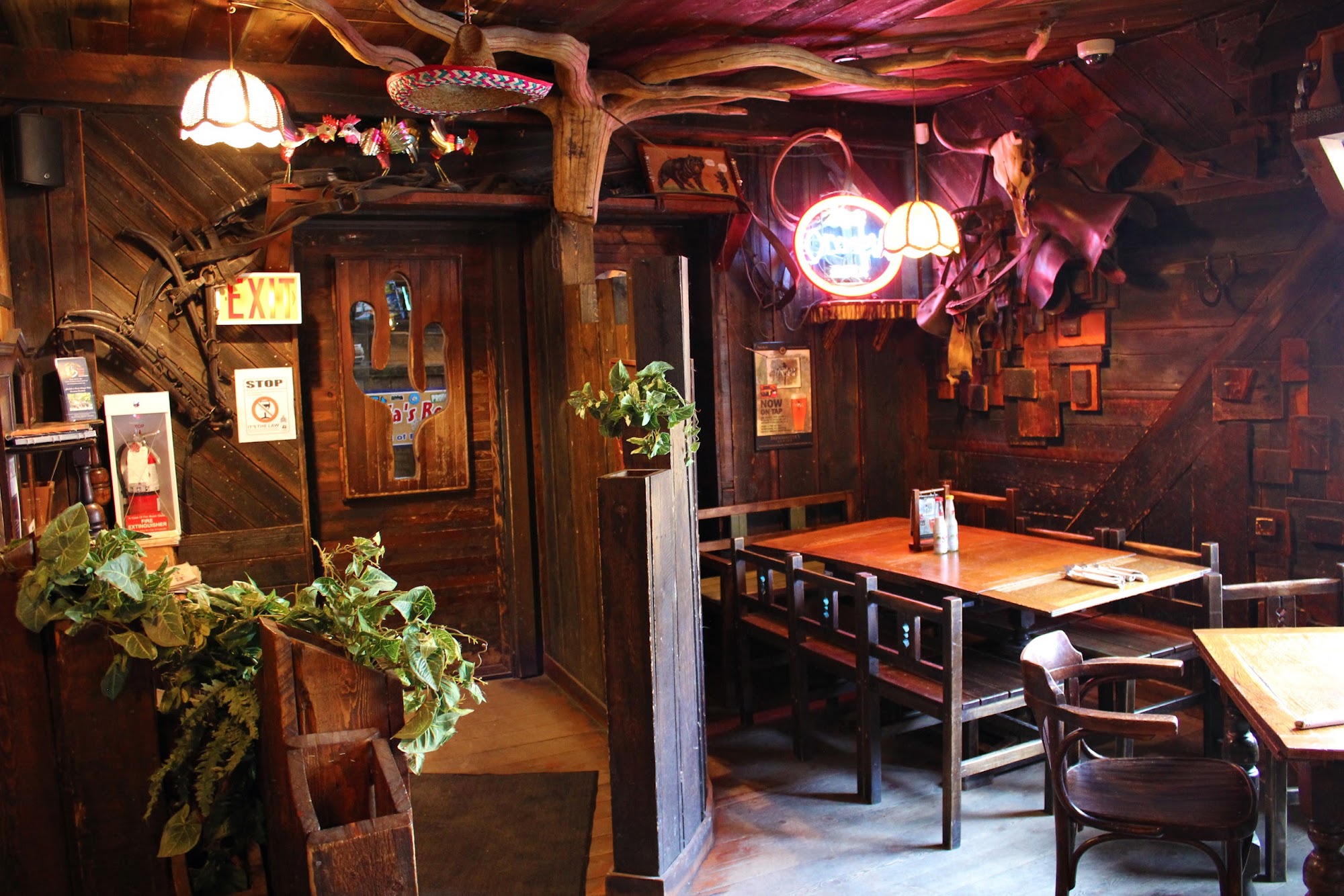 Magpie & Stump Mexican Restaurant + Bar Banff