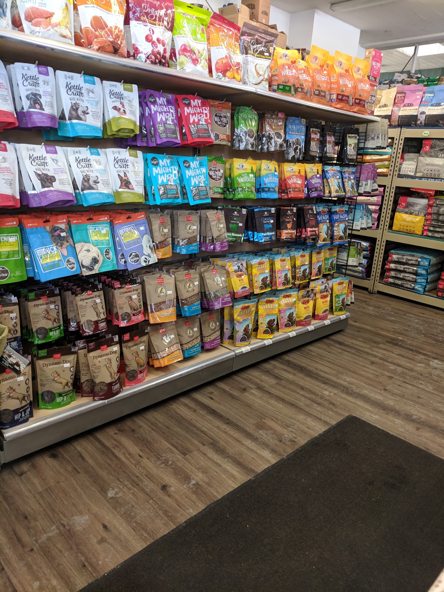 Paws Pet Food & Accessories Calgary