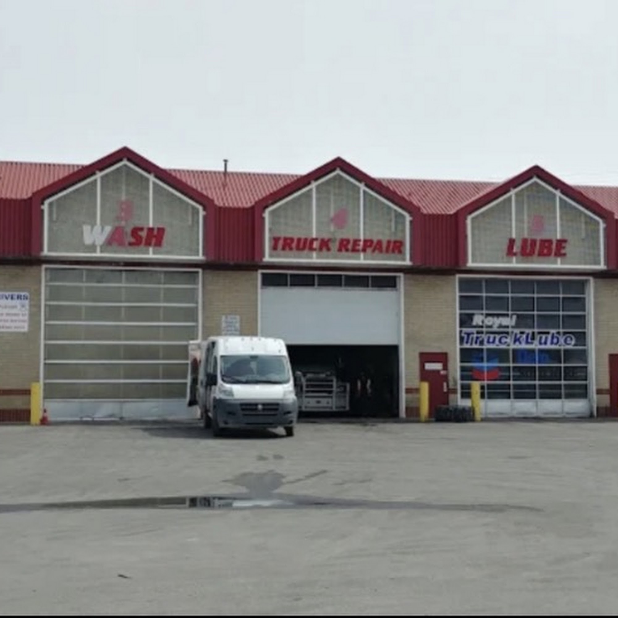 Huge Truck Centre Inc