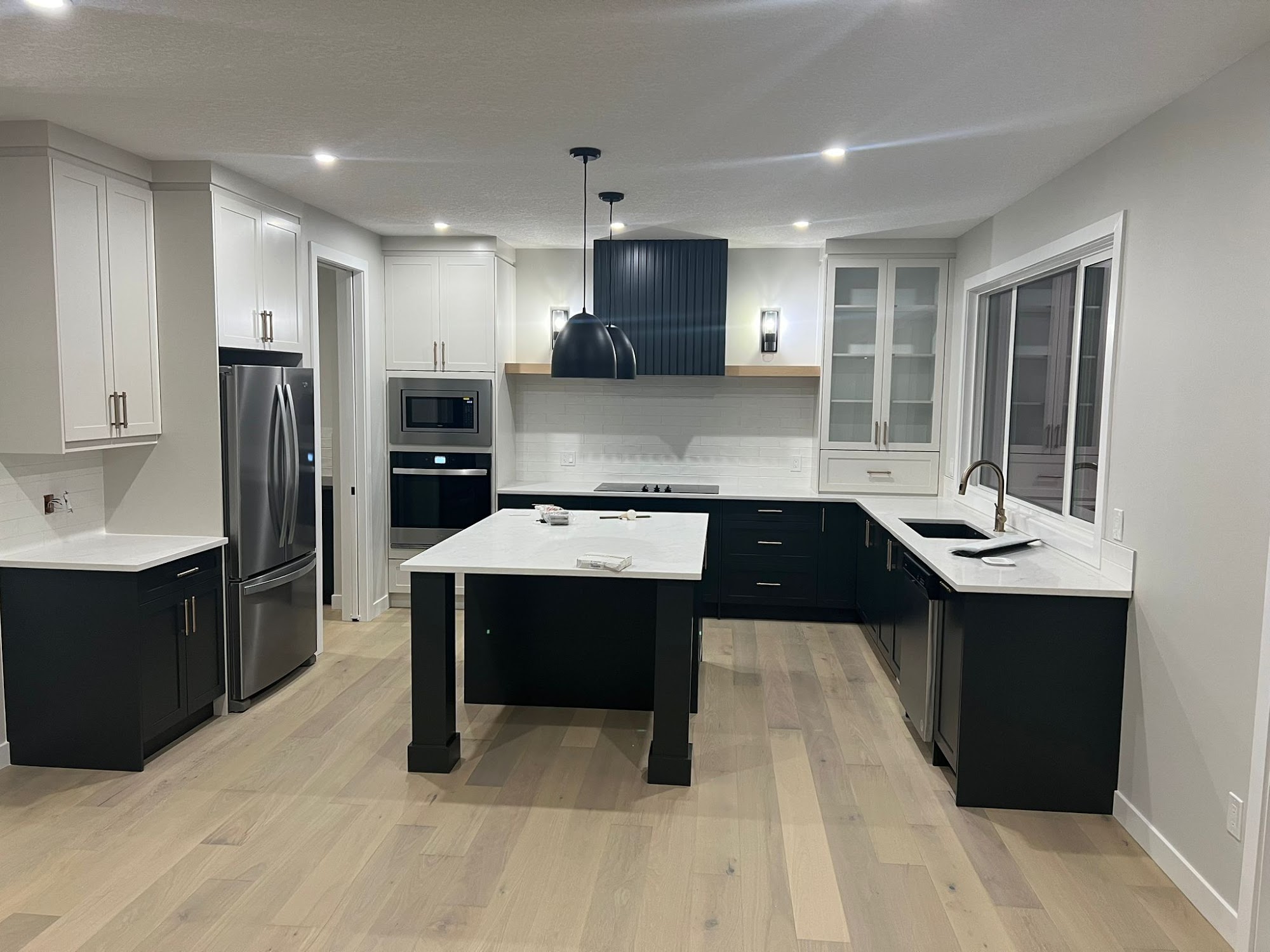 Calgary Custom Kitchen Cabinets