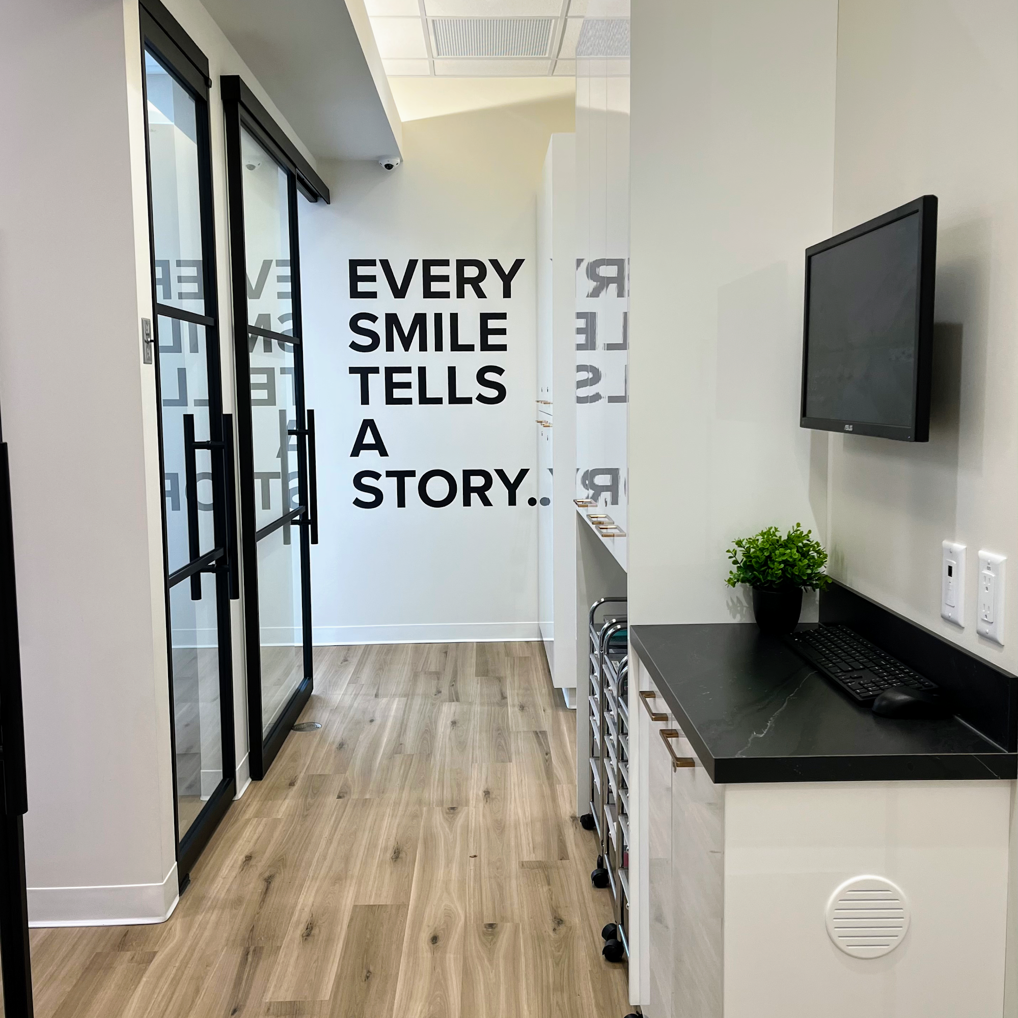 East Mahogany Dental