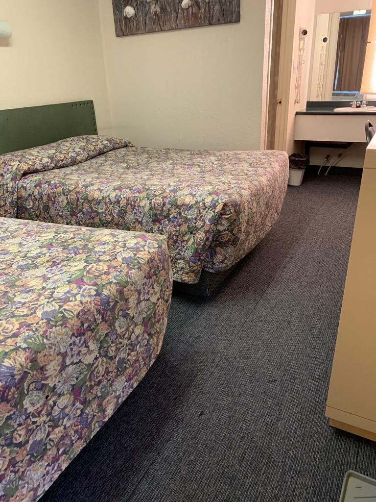 U-Haul Neighborhood Dealer Castor