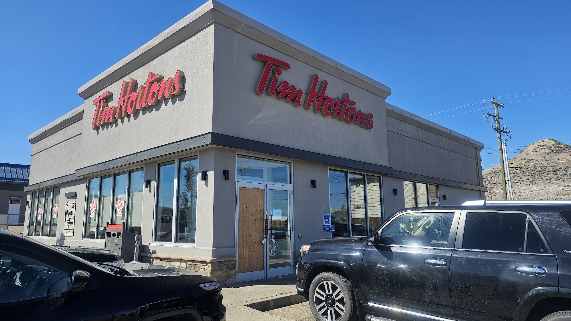 Tim Hortons 1101 Highway N, Drumheller, AB AB T0J