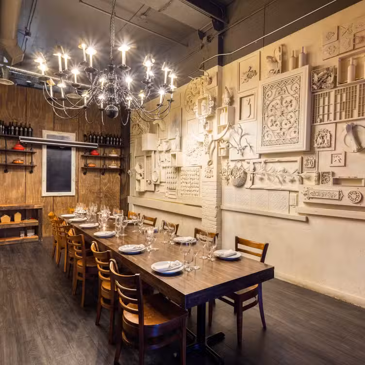 Photo credit: opentable