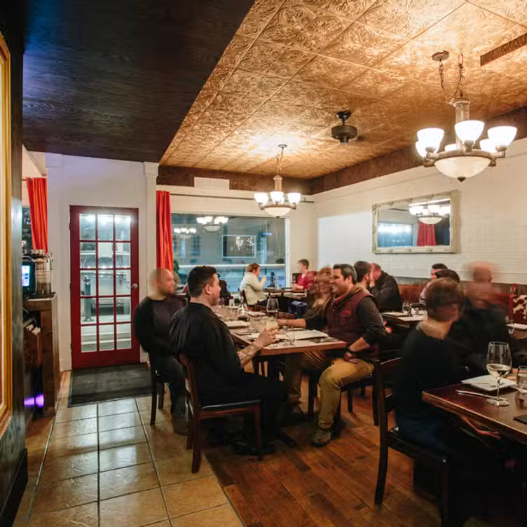 Photo credit: opentable