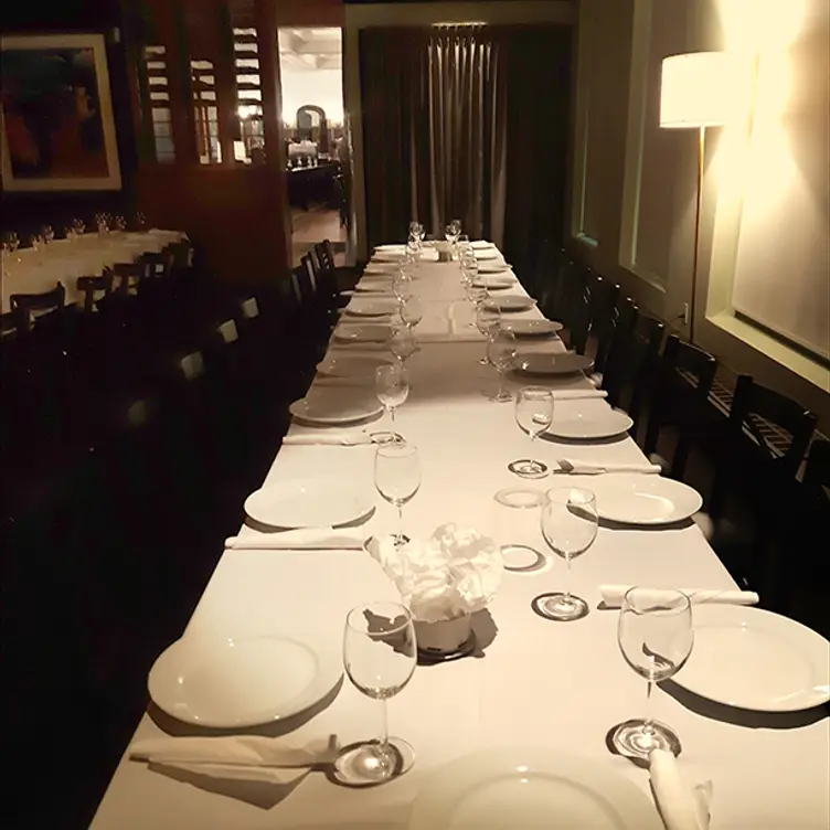 Photo credit: opentable