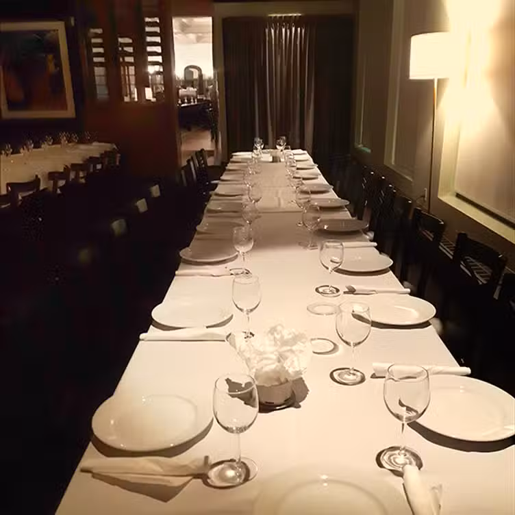 Photo credit: opentable