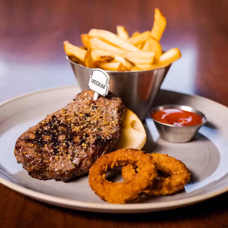 Photo credit: opentable