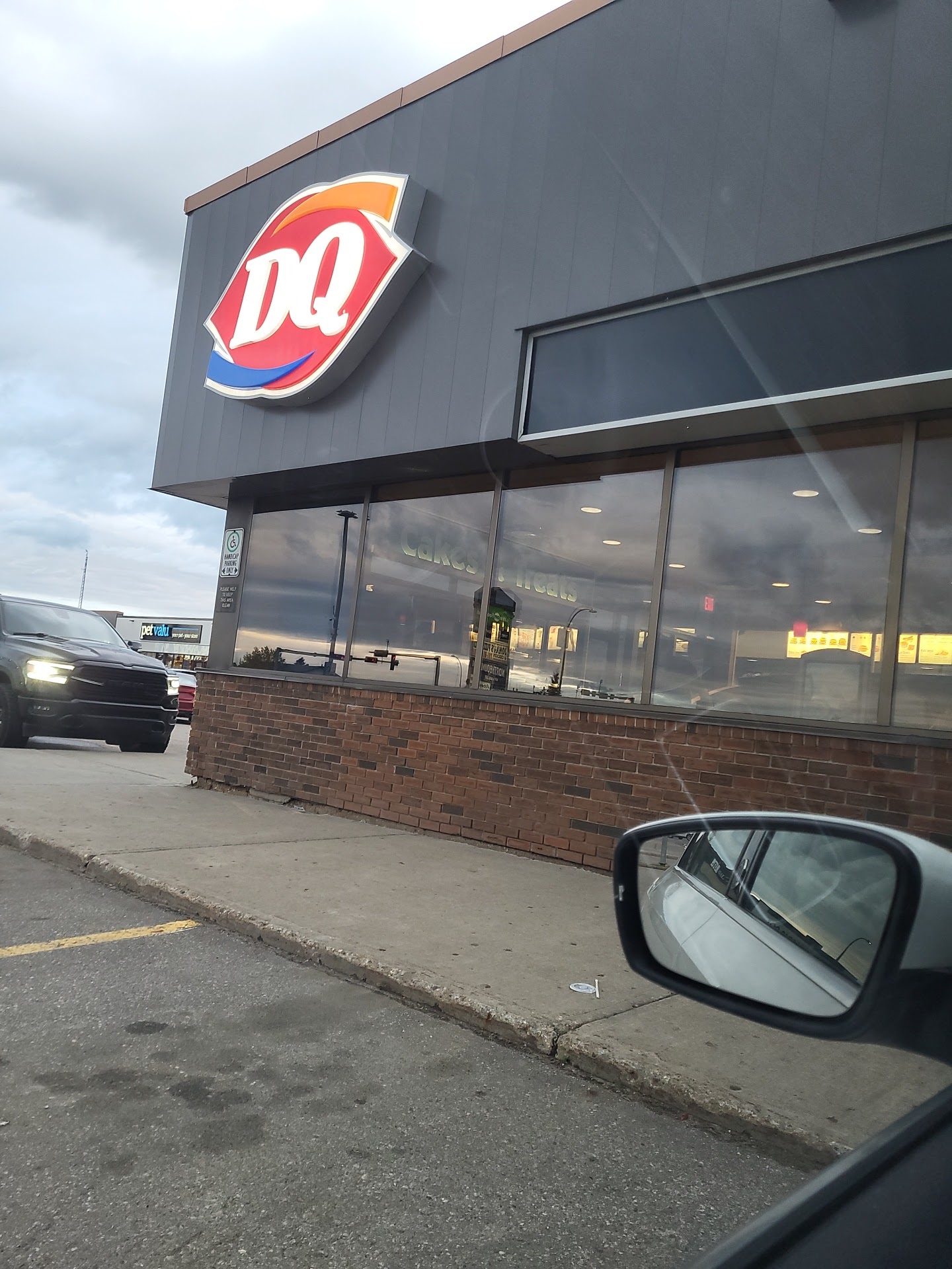 Dairy Queen Grill & Chill