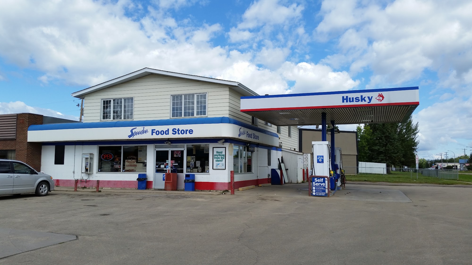 Harolds Speedee-Mart Slave Lake