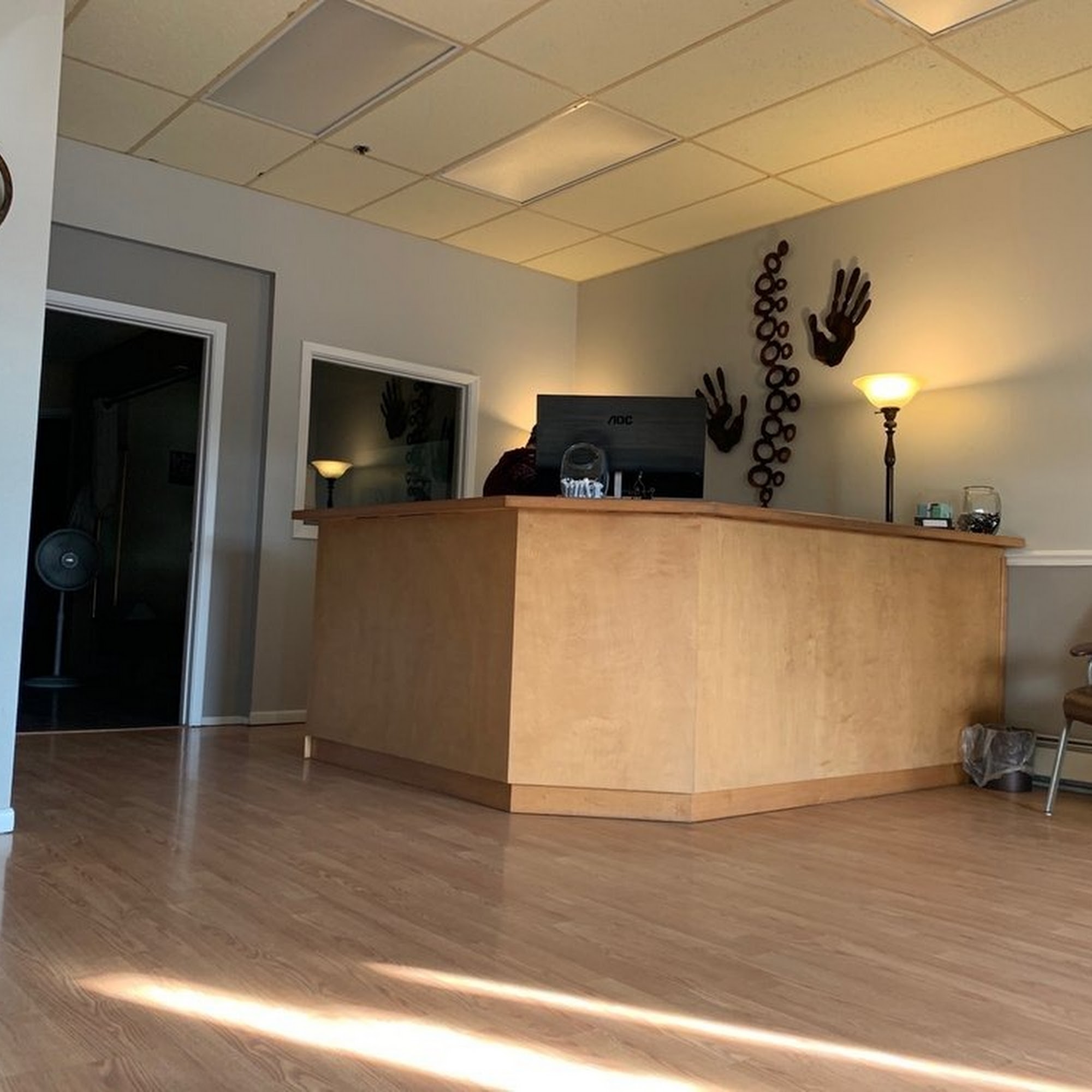 Hindman Family Chiropractic 13135 Old Glenn Hwy #100, Eagle River Alaska 99577