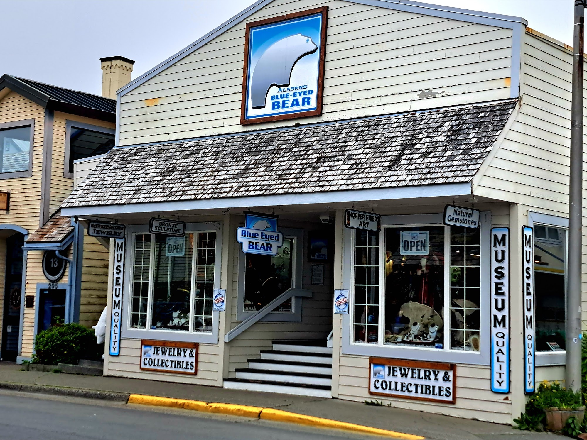 Alaskas Blue Eyed Bear