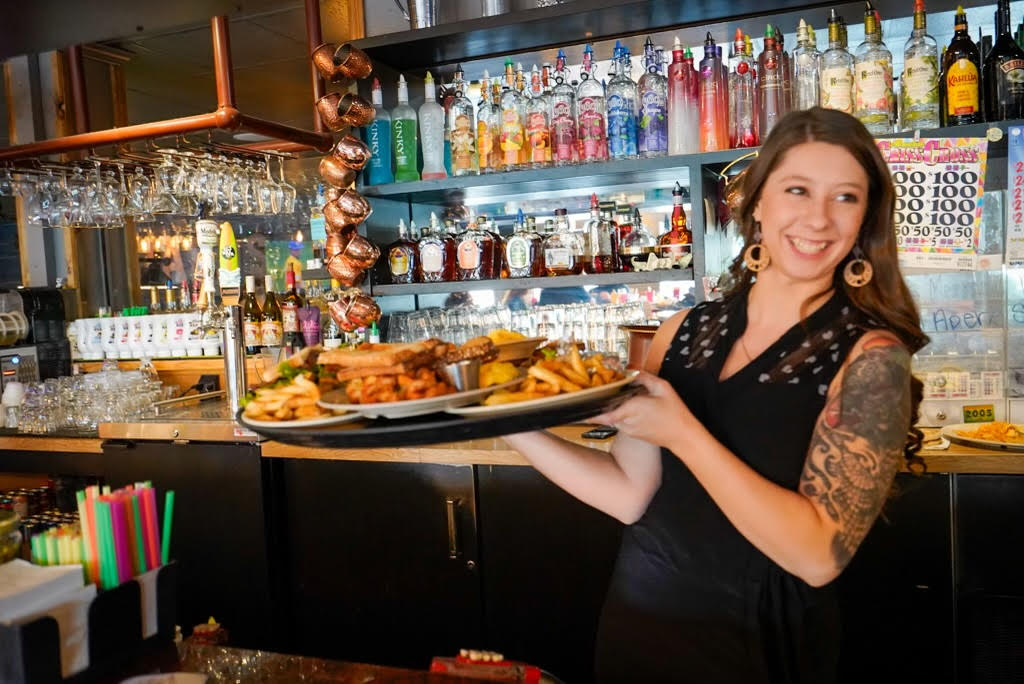 The Duck Inn Bar and Restaurant 43187 Kalifornsky Beach Rd, Soldotna, AK 99669