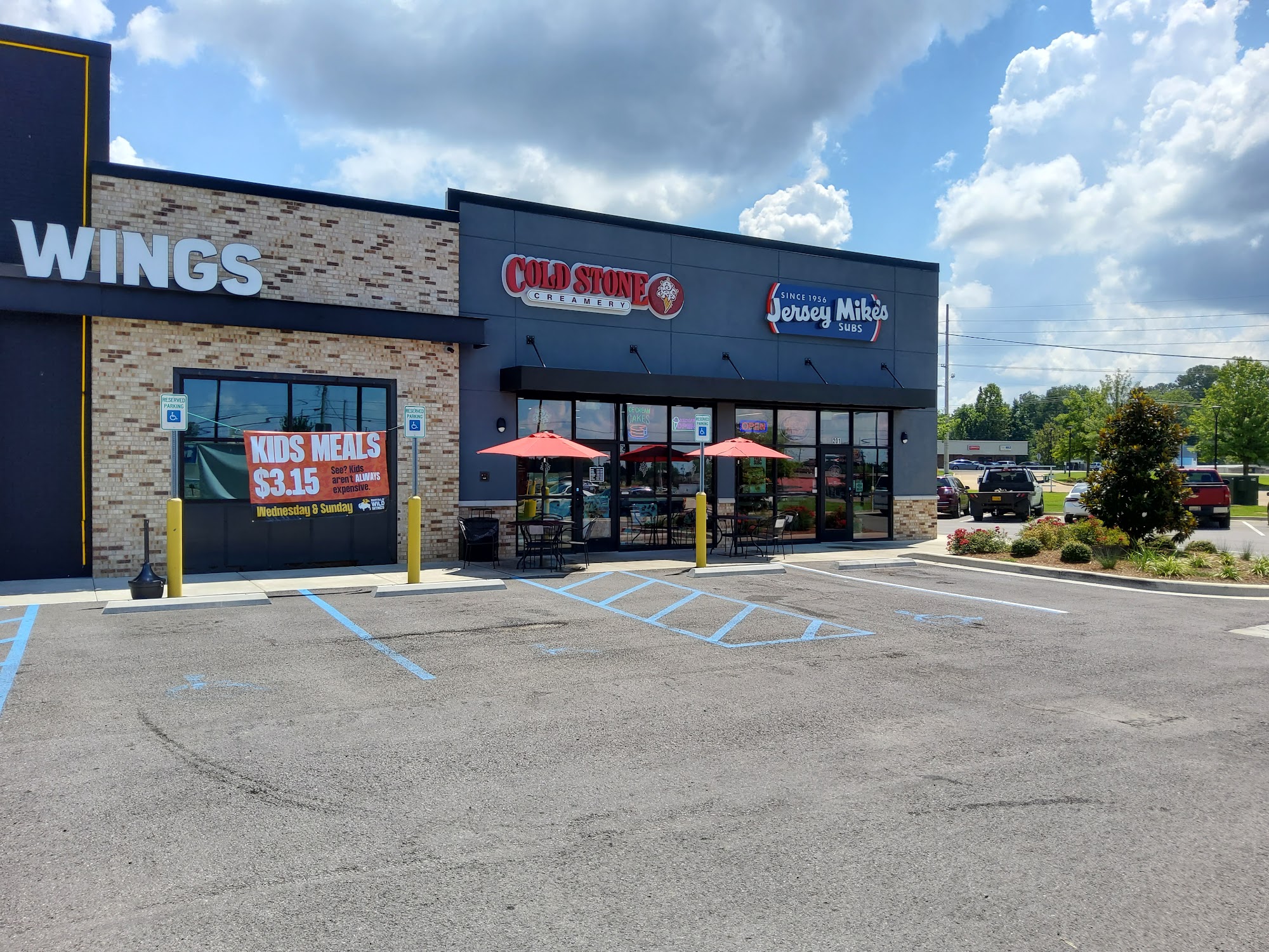 Cold Stone Creamery 128 AL-75 Unit #2, Albertville, AL 35950